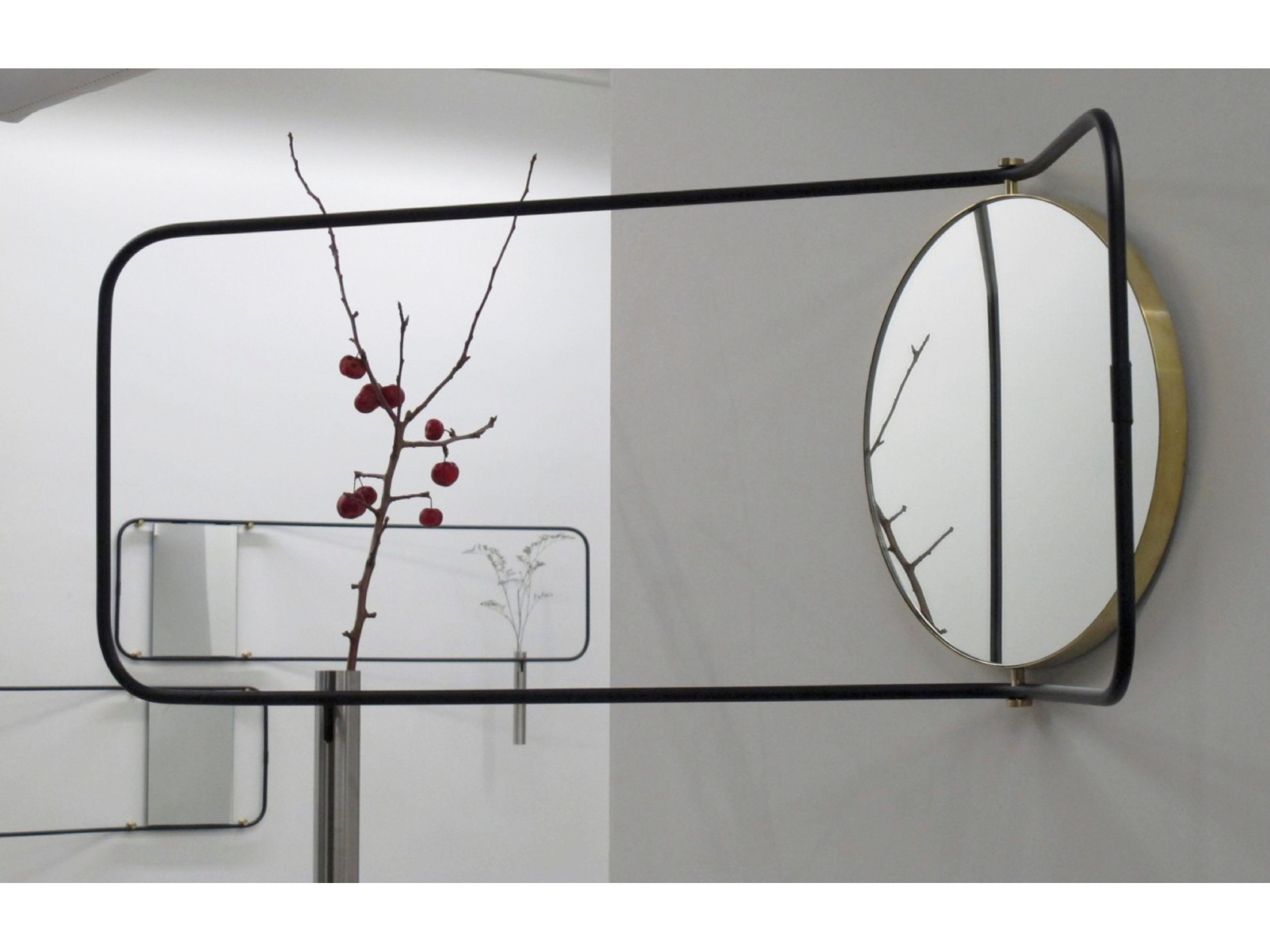 A MIRROR TO ACCOMMODATE YOU7.png