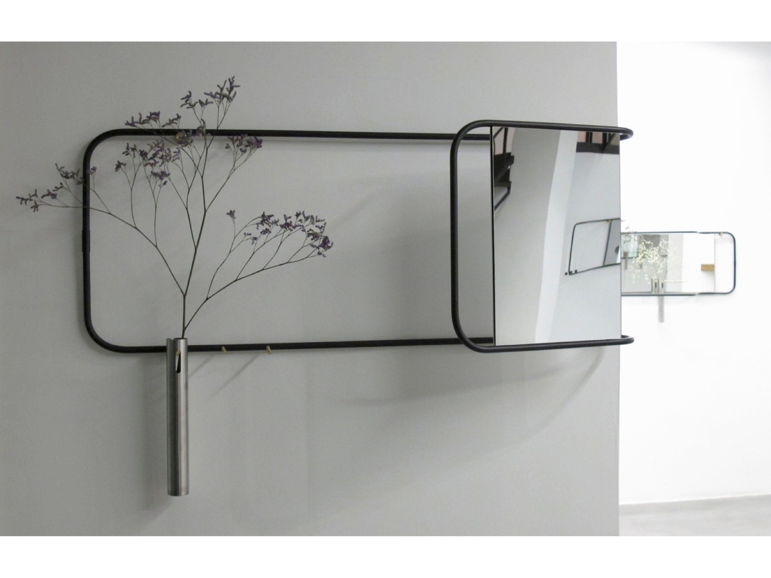 A MIRROR TO ACCOMMODATE YOU11.png