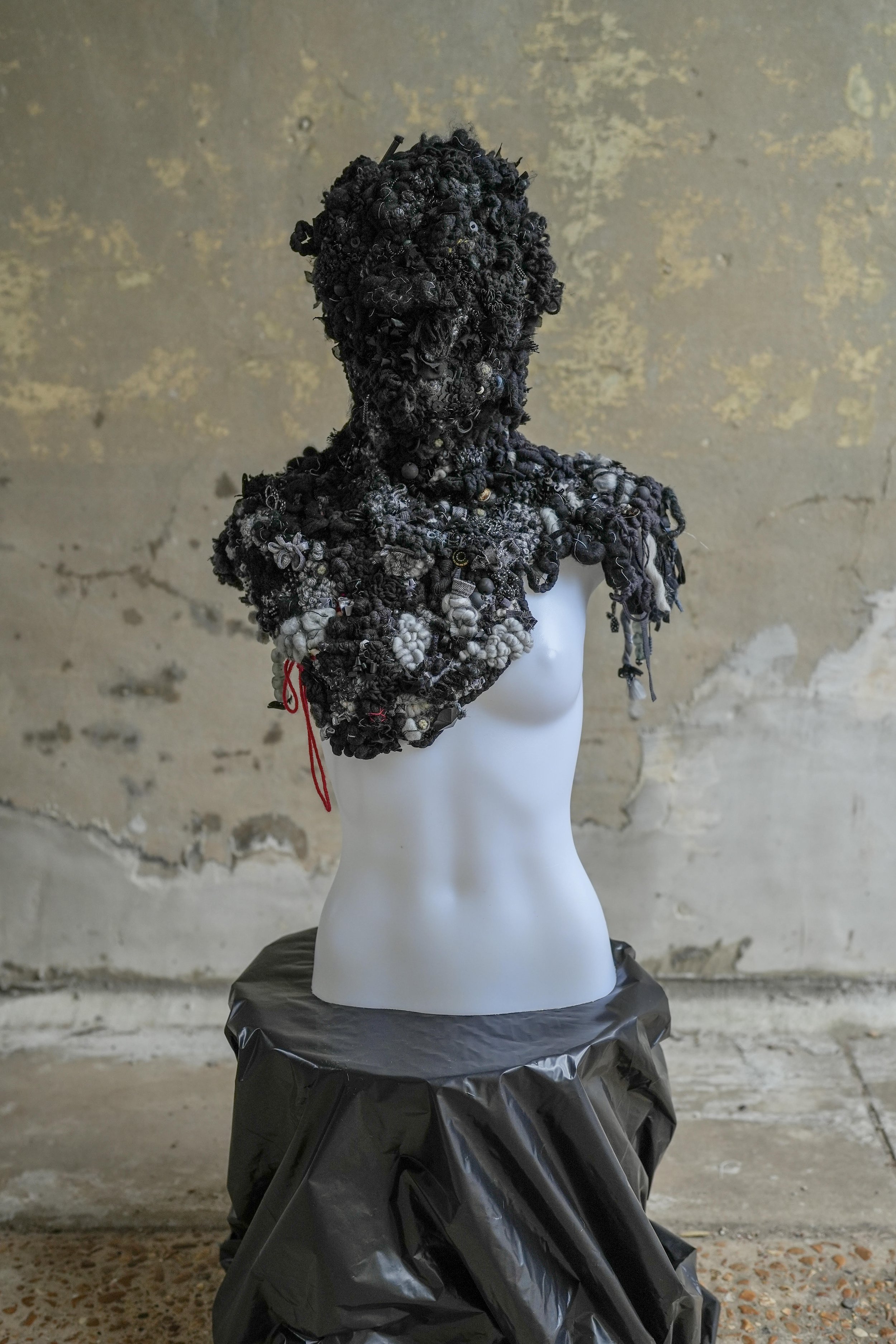Bust2.jpg
