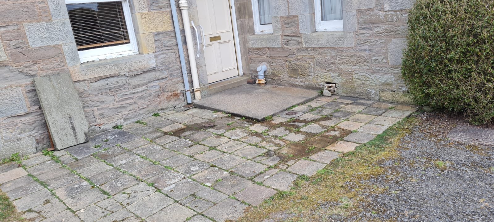 Leak detection of water mains.jpg