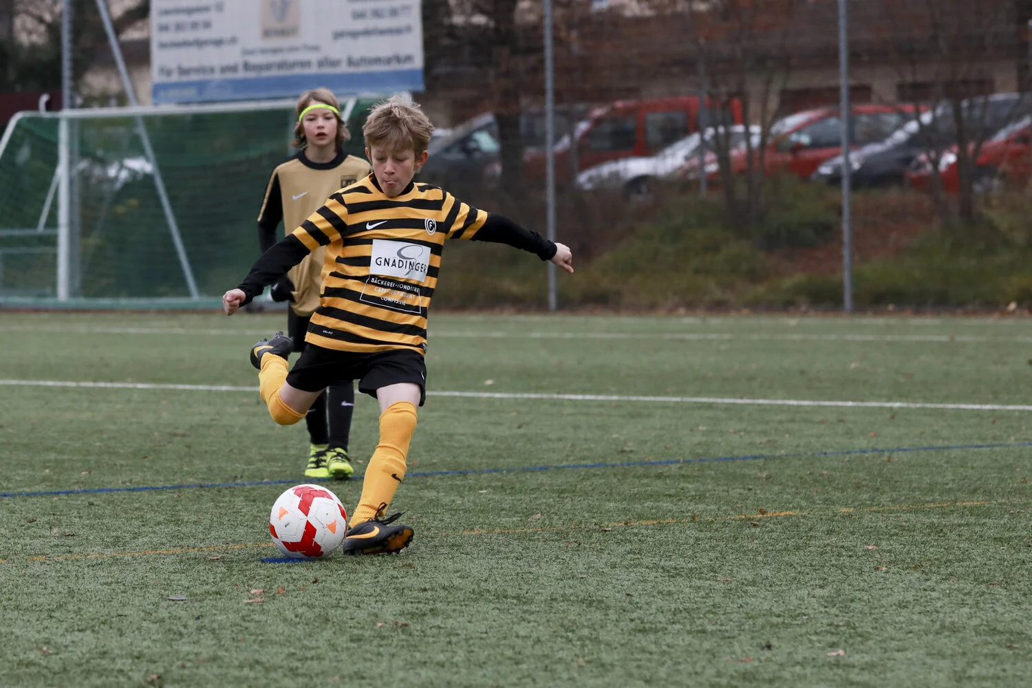 Erfolgreiches Turnier gegen die Grossen im Quartier