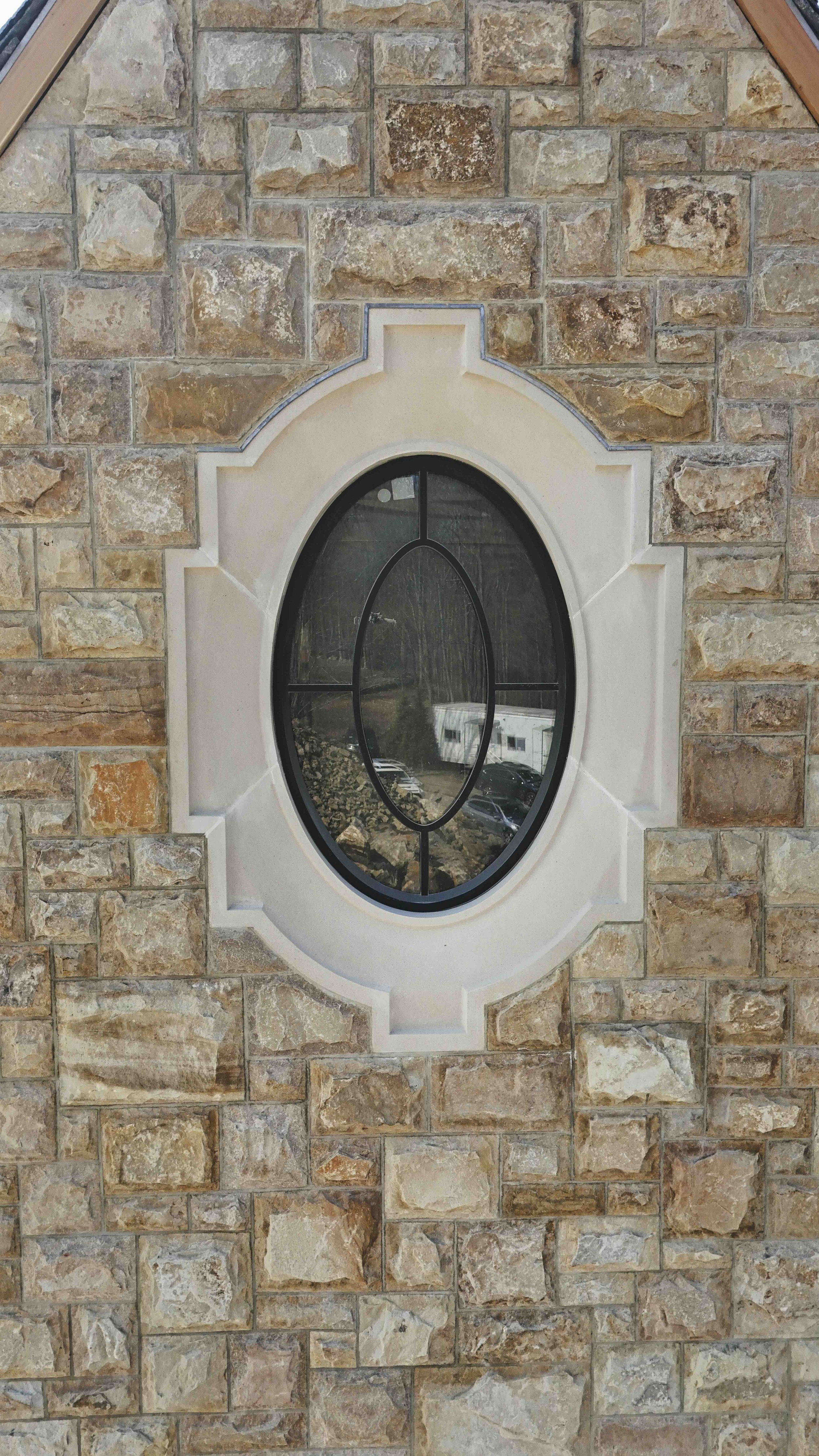 web resize oval window.jpeg