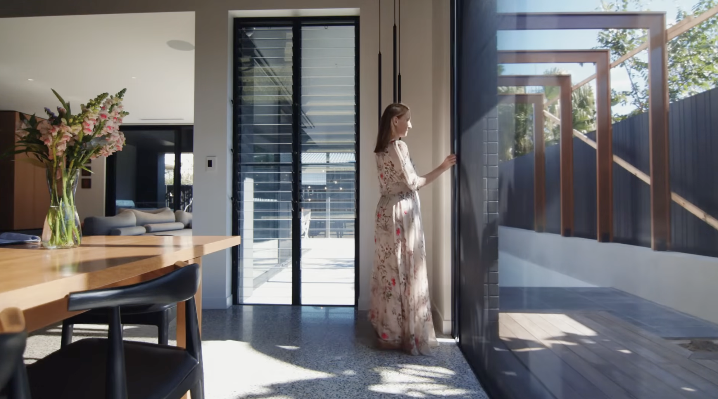Decisions for a Hassle-Free Breeze: Glass, Screens and Shading for Steel Windows