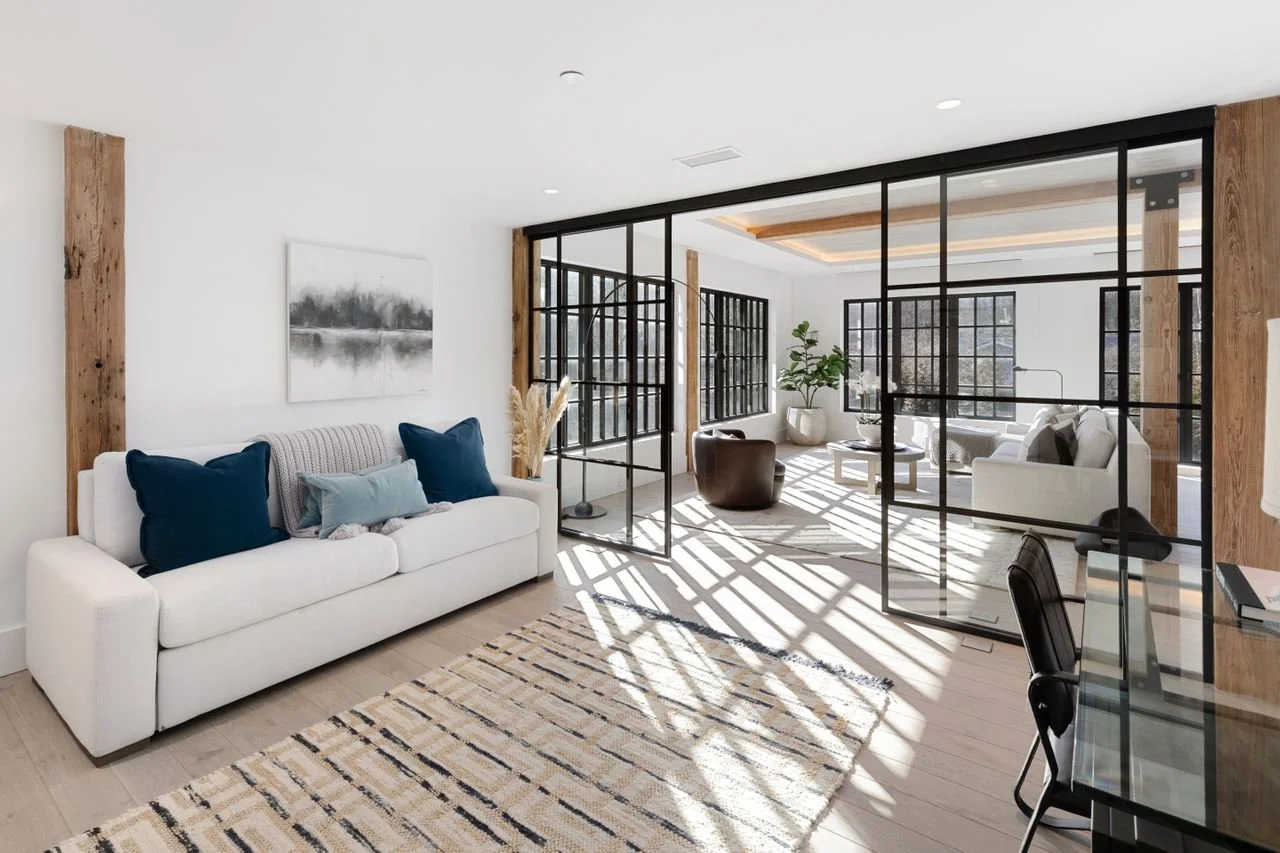 Designing for Permanence: Timeless Materials in Modern Luxury Homes ...