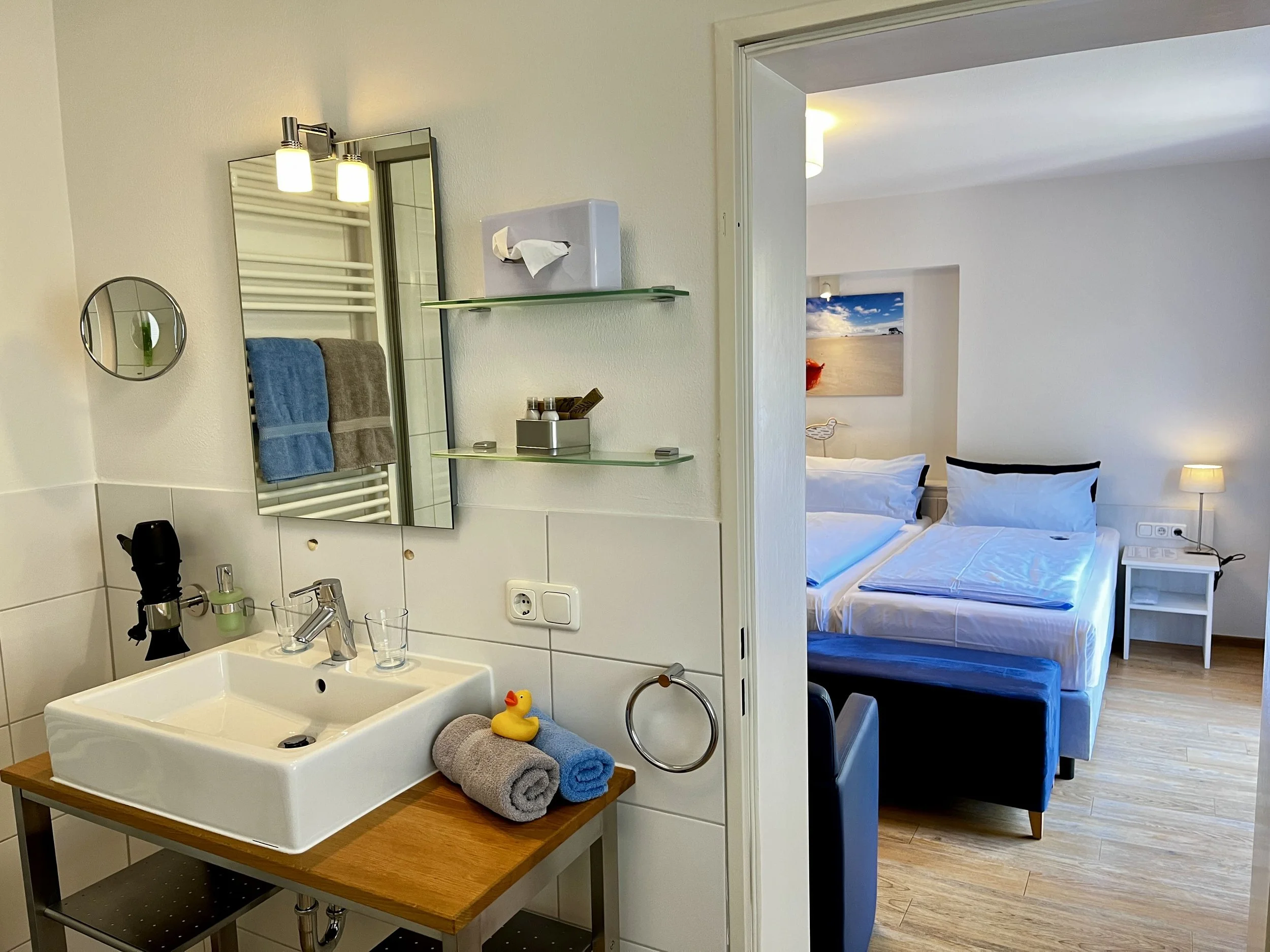 Comfortable room on the ground floor with terrace.