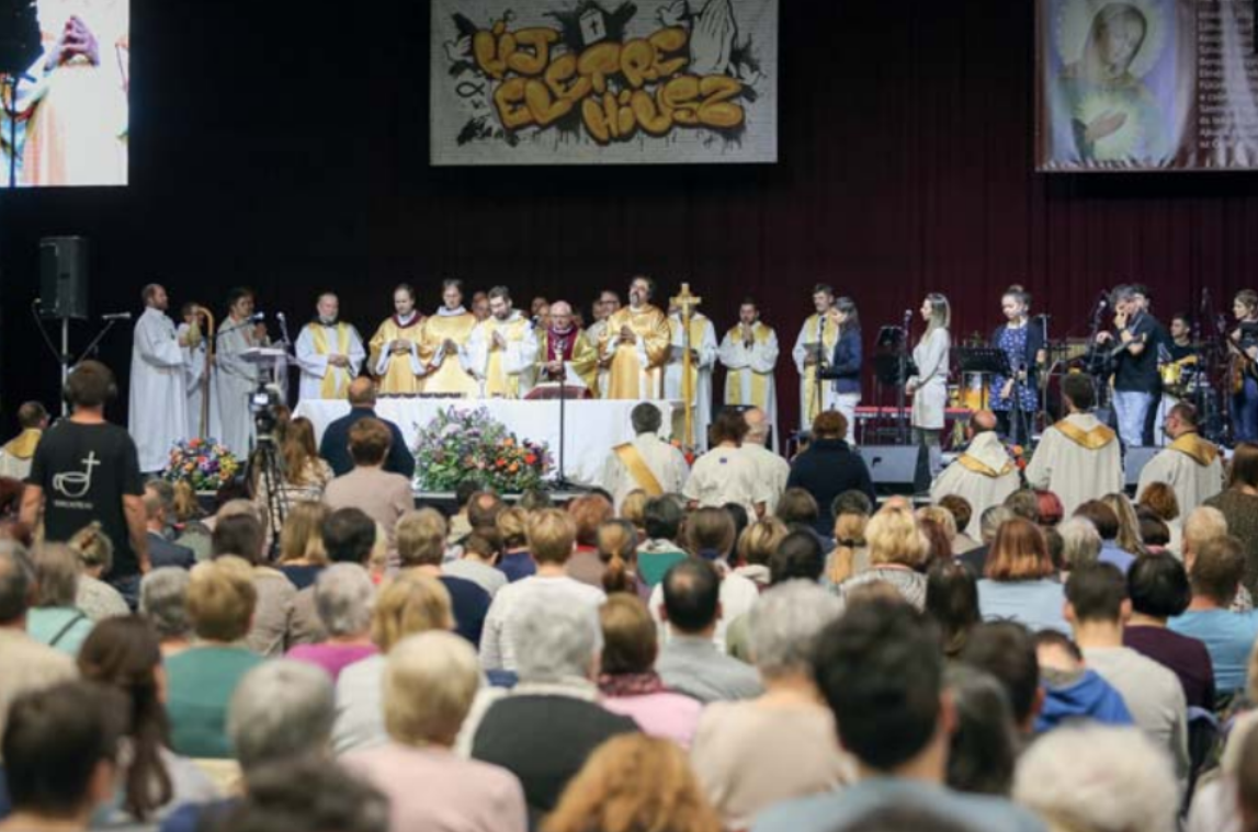 A Magyar Katolikus Karizmatikus Megújulás 30. Országos Találkozója Kaposváron és a közösségvezetői Lelki Nap