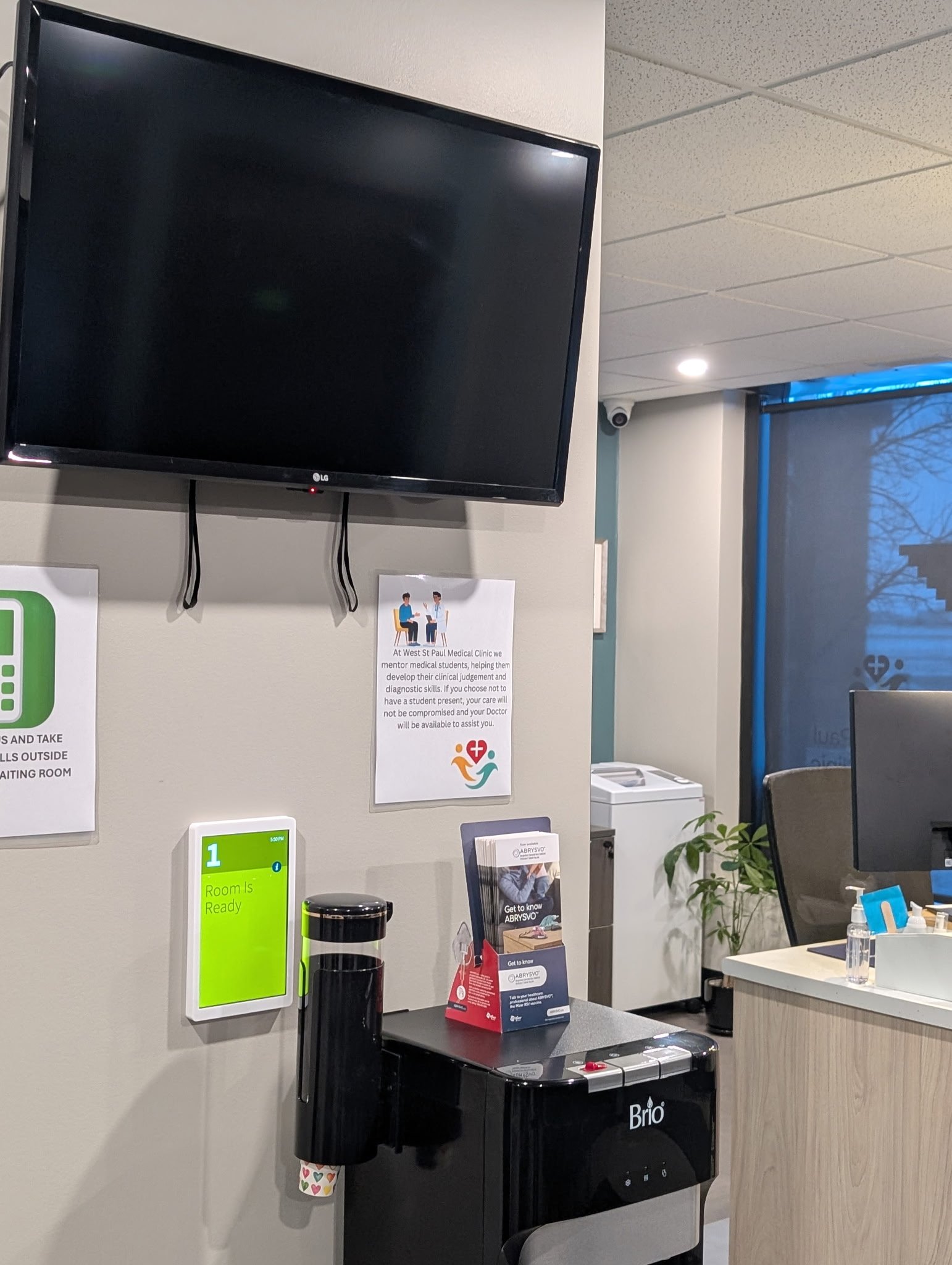 CHIME Waiting Room TV and CHIME Room Tablet at West St. Paul Medical Clinic Reception