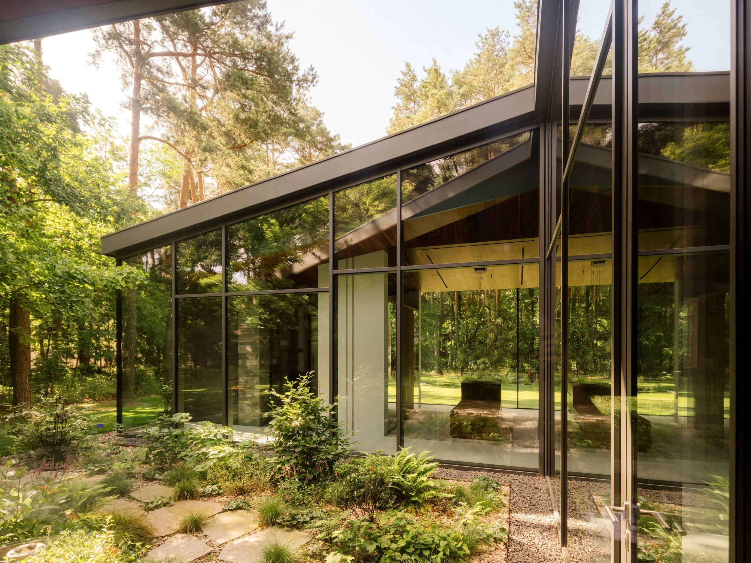 Multi-Pitched Roof Providing Shelter,
Konstancin-Jeziorna • 460 m² • 2019–2023
(Photo by Bartek Barczyk)