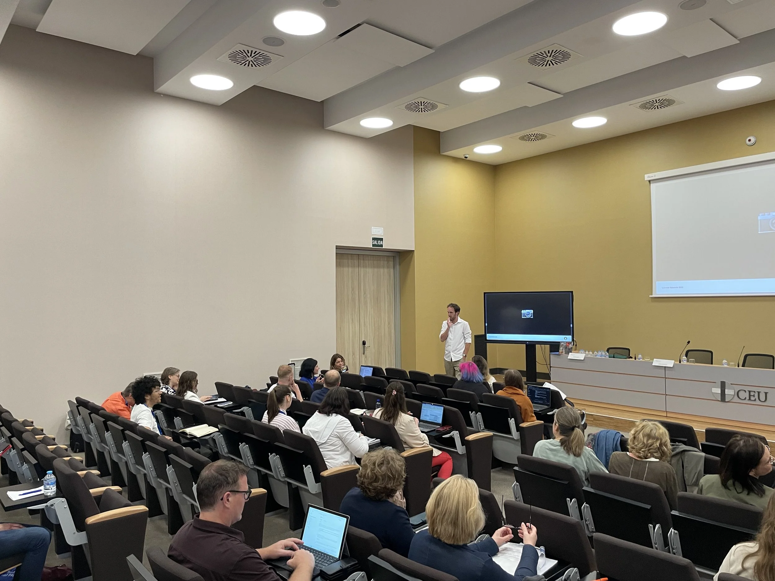 Maarten Brand internship expert at the Leo-net conference presenting the READY framework internships Erasmus Stage-expert University