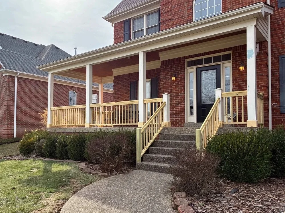 crestwood-ky-deck-railing-installation-2.jpeg