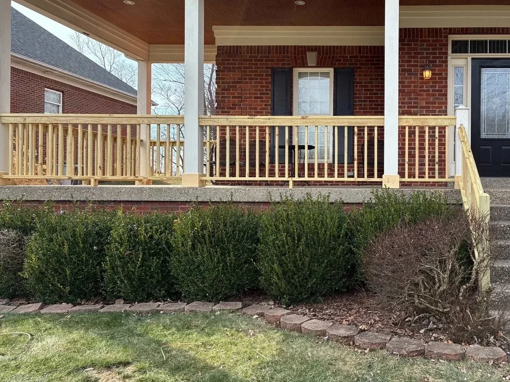 crestwood-ky-deck-railing-installation-3.jpeg