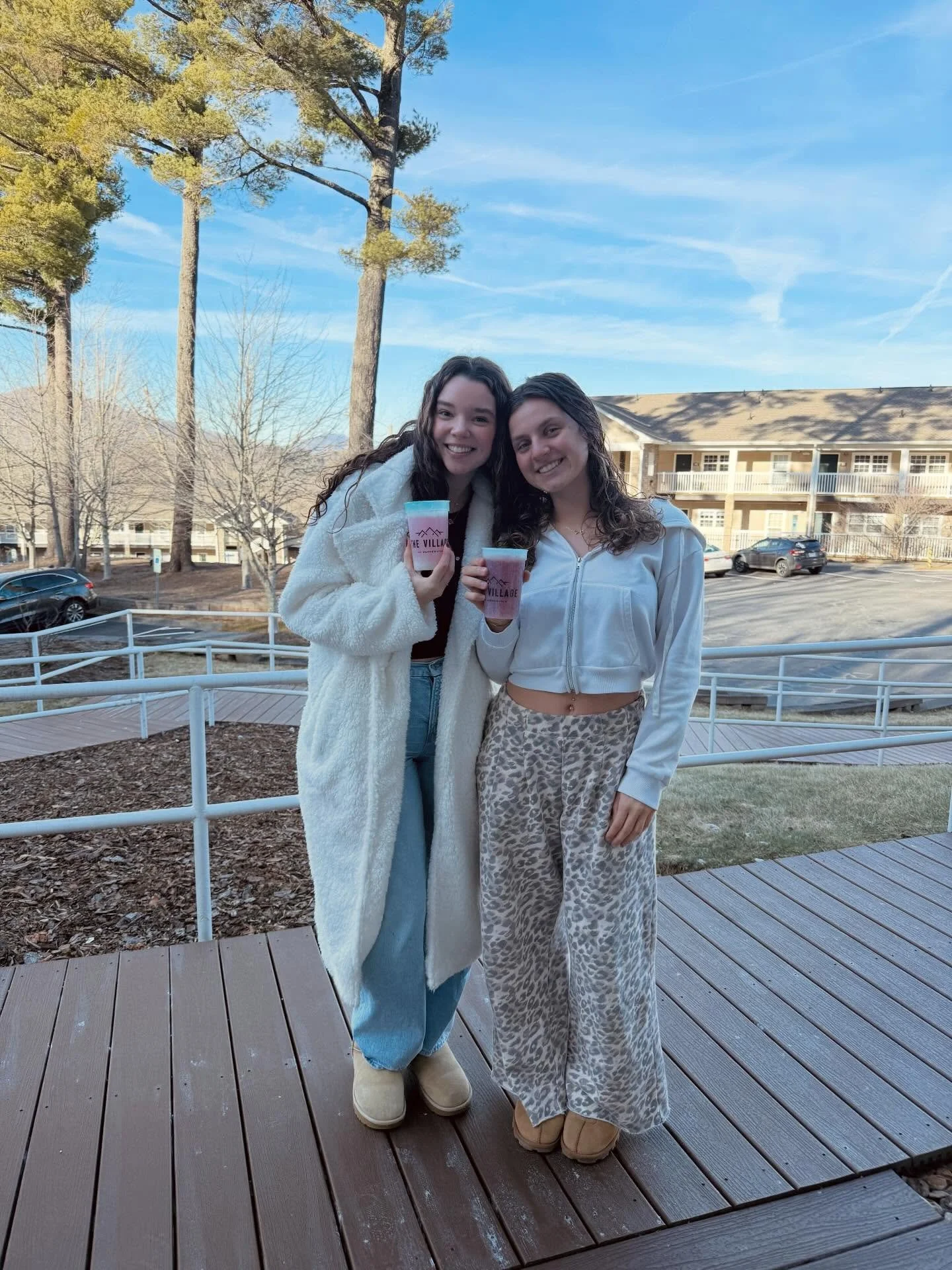 🚨 Snowstorm prep reminder 🚨
Open cabinets under sinks, set heat above 68&deg;, and leave sinks dripping to prevent frozen pipes.
Thanks for helping us keep everything running smoothly! ❄️