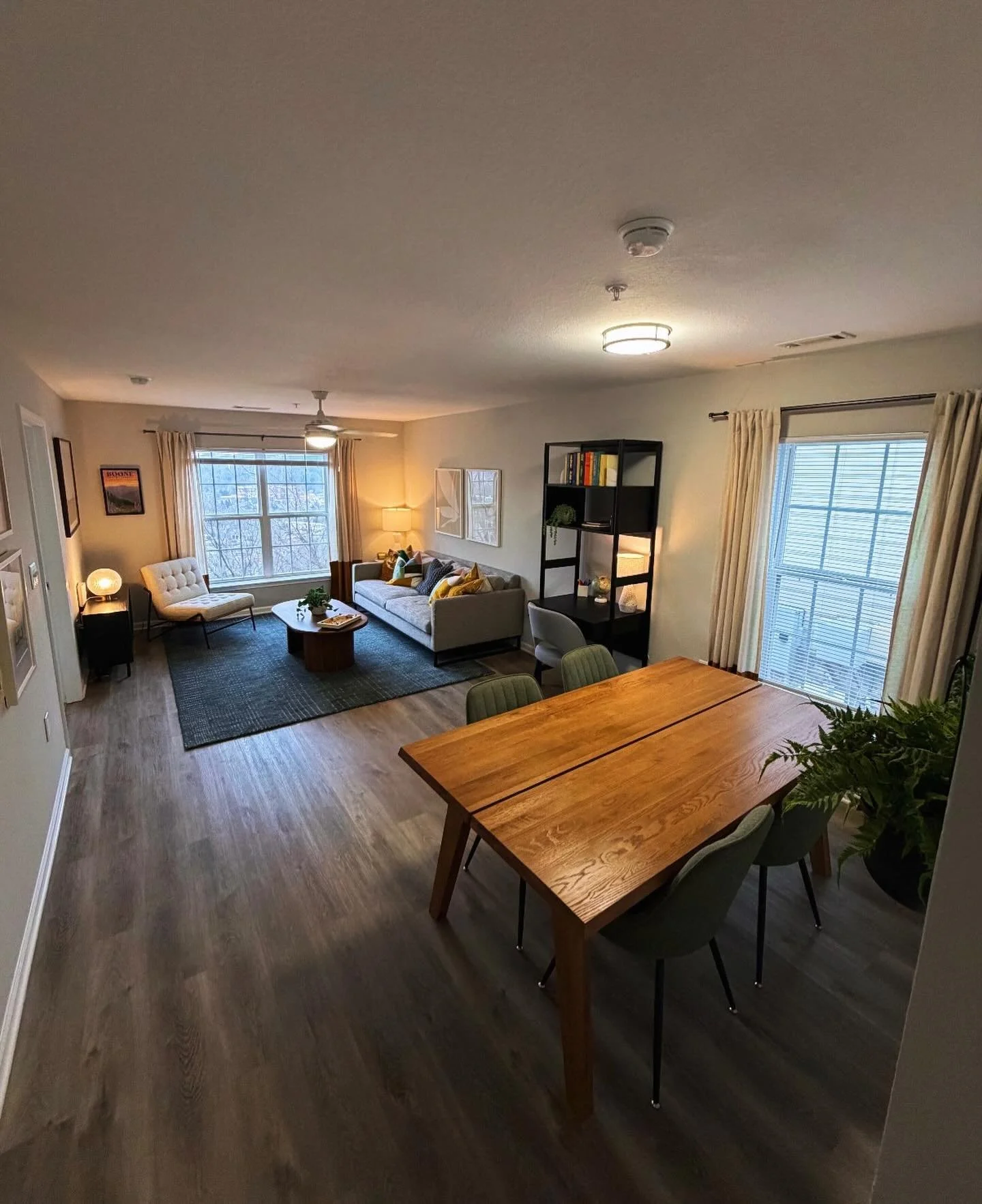 Imagine coming home to this every day ✨ Ready to make it official? Spots are filling fast&hellip; apply today!

#appstate #leasing #views