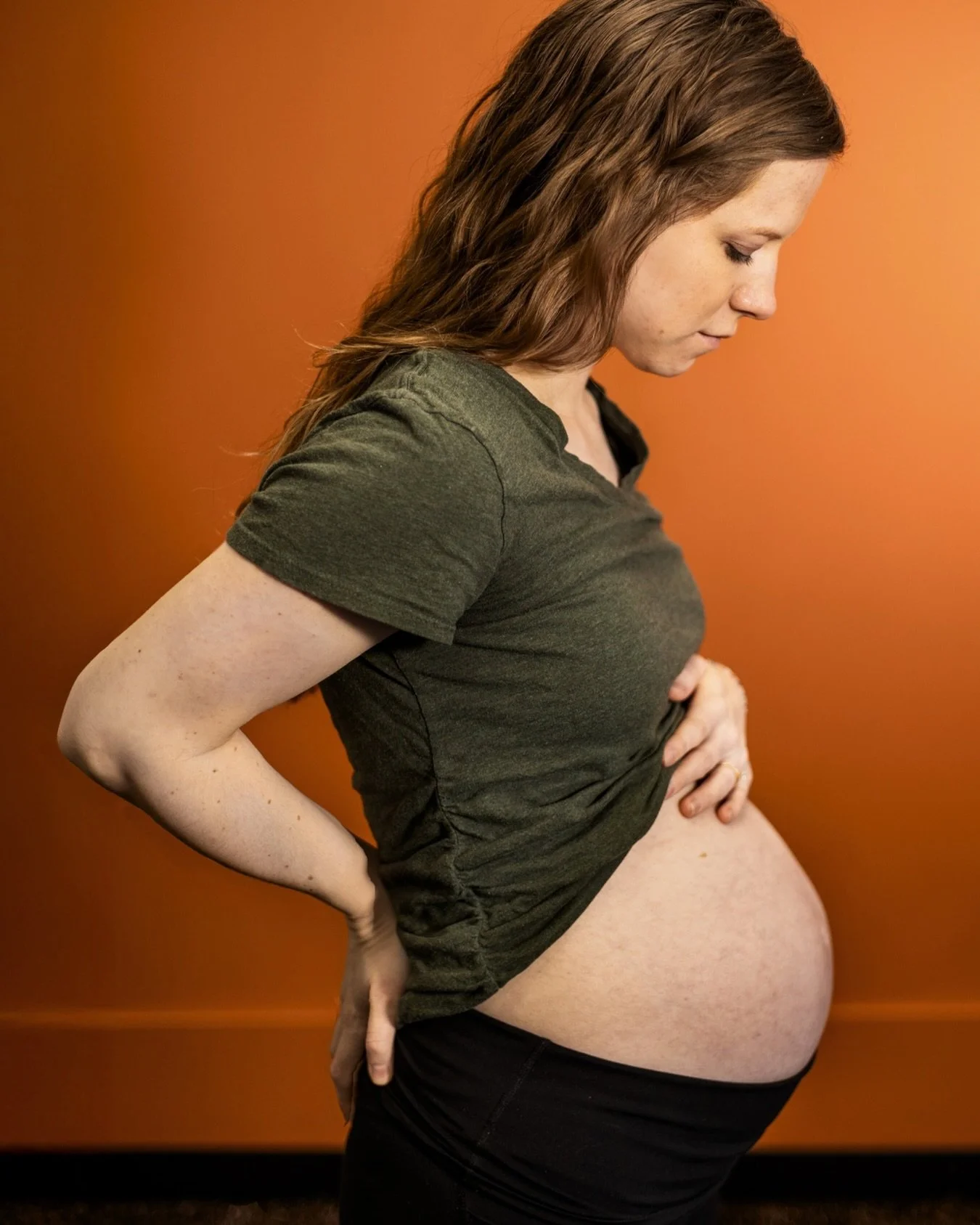 Happy Mother’s Day to the…
🌻 soon-to-be moms
🍼 new moms
🐶 dog moms
💪 seasoned pros
I see your strength every day. Whether you’re preparing for birth, recovering postpartum, or looking to feel like your normal self, I’m h