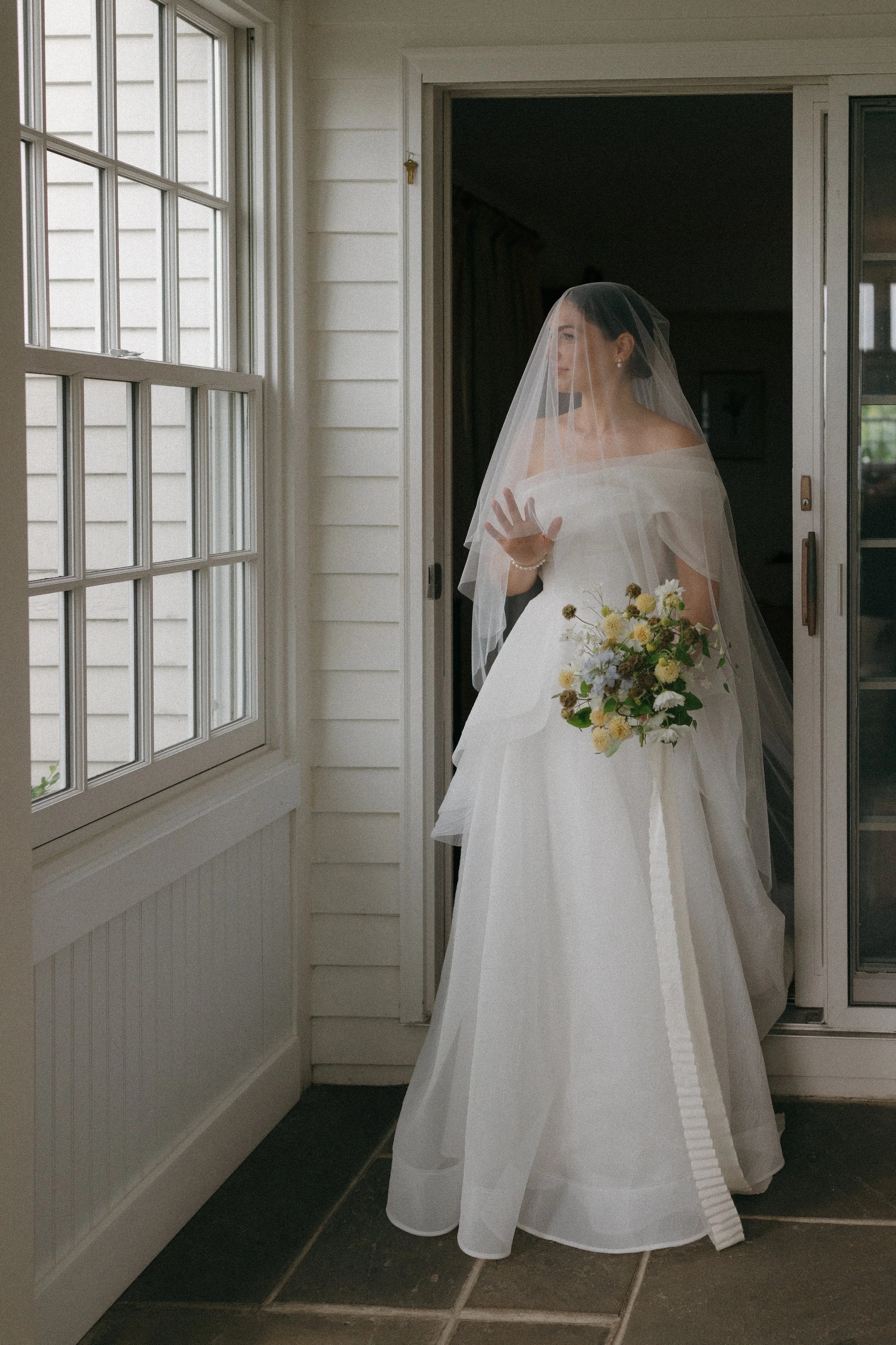 lion-rock-farm-summer-wedding-bride-2.jpg