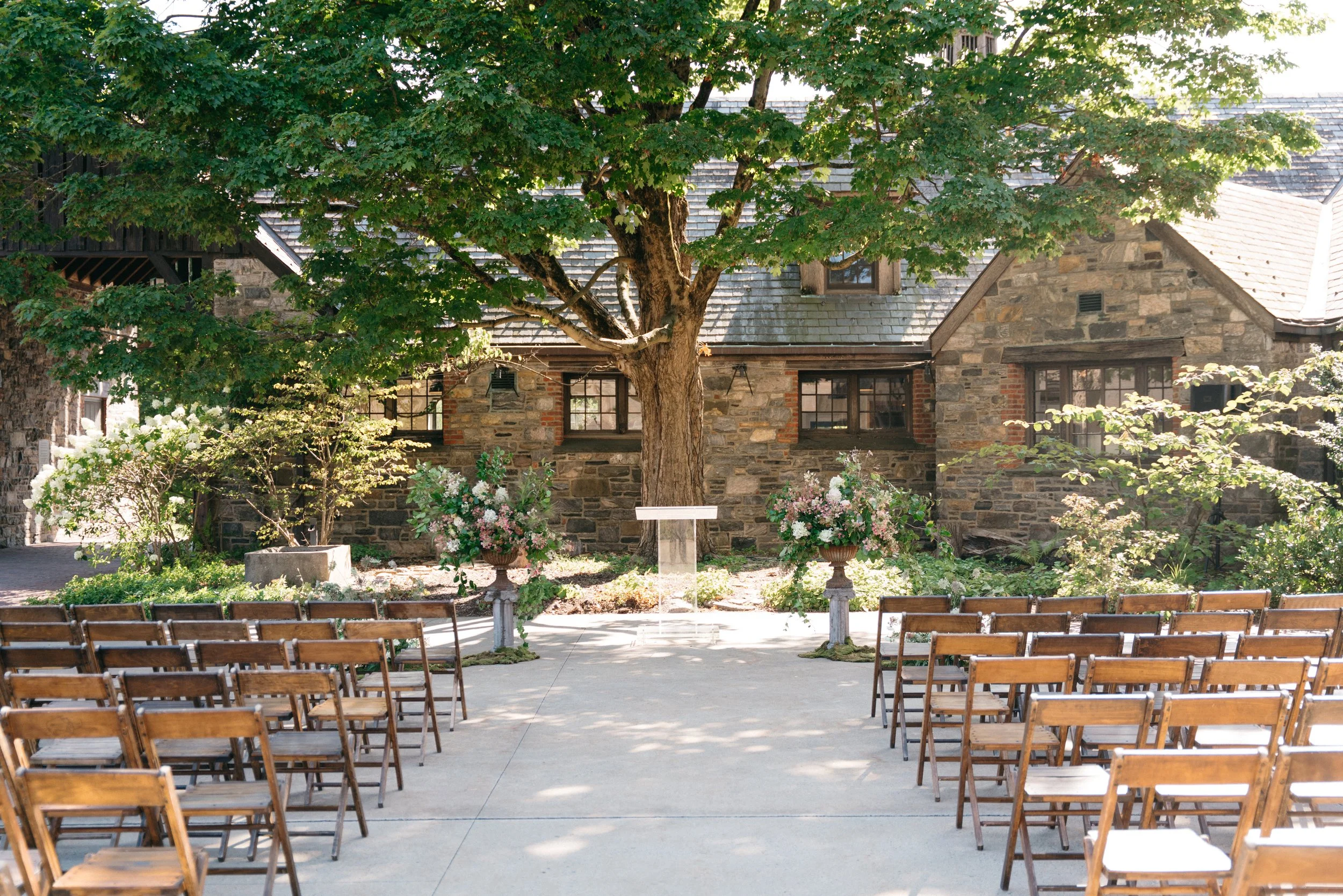 Blue-hill-at-stone-barns-august-wedding-18.jpg