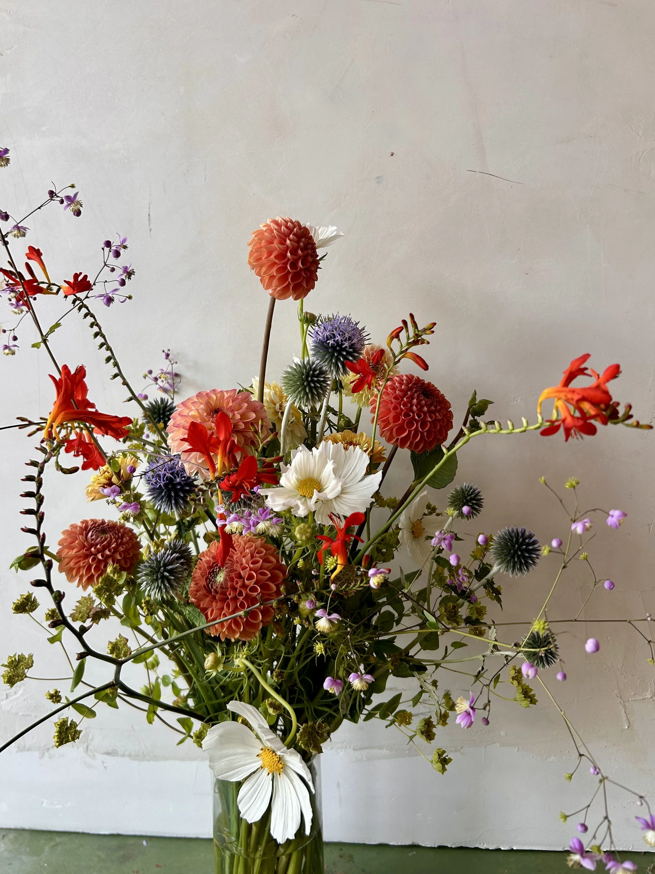flower delivery Signature arrangement 2.jpg