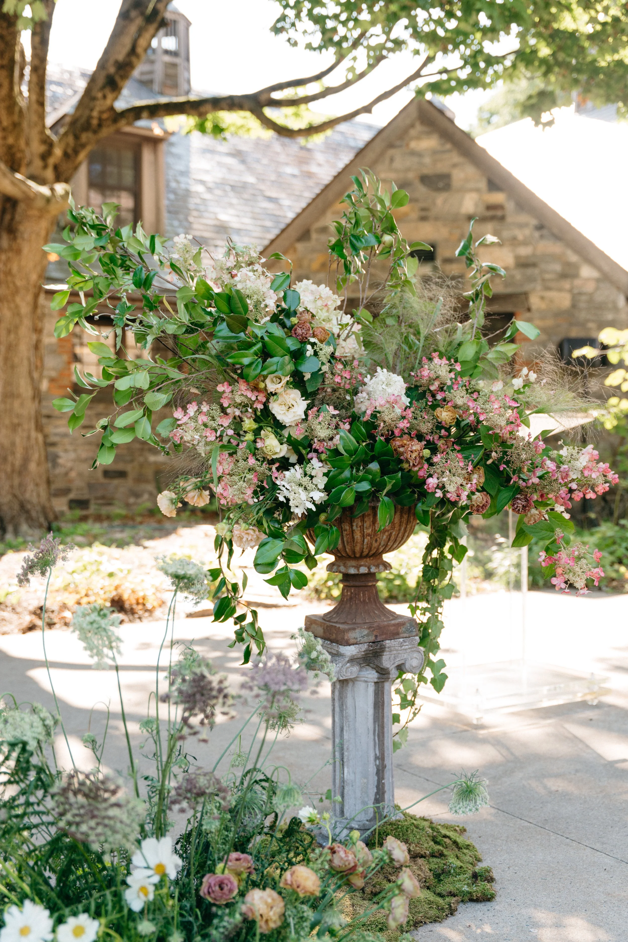 Blue-hill-at-stone-barns-august-wedding-10.jpg