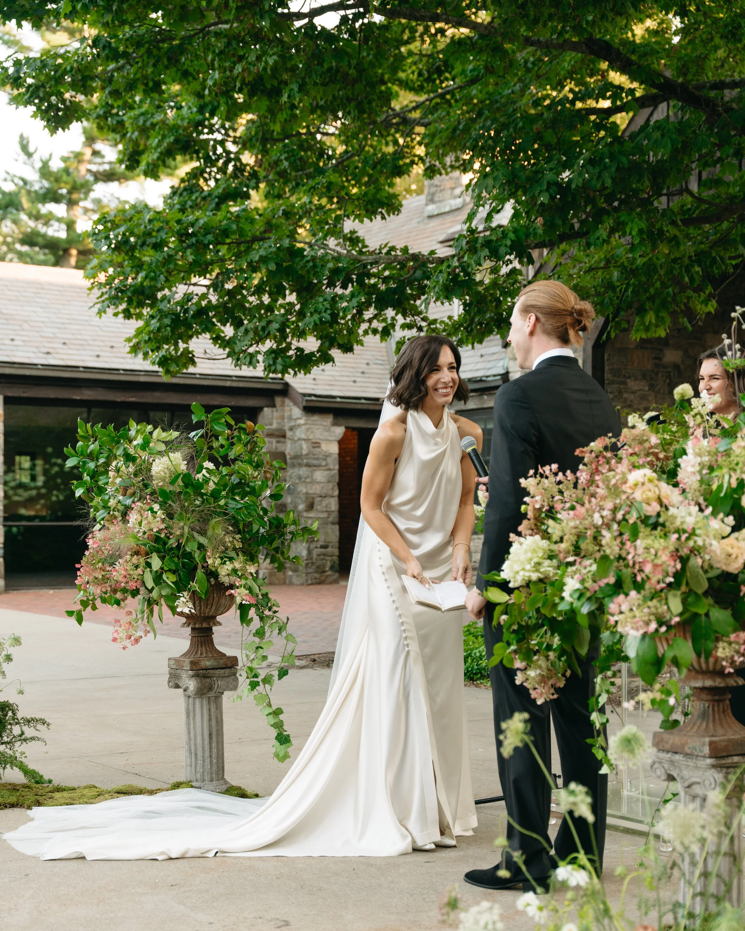 Blue-hill-at-stone-barns-august-wedding-30.jpg