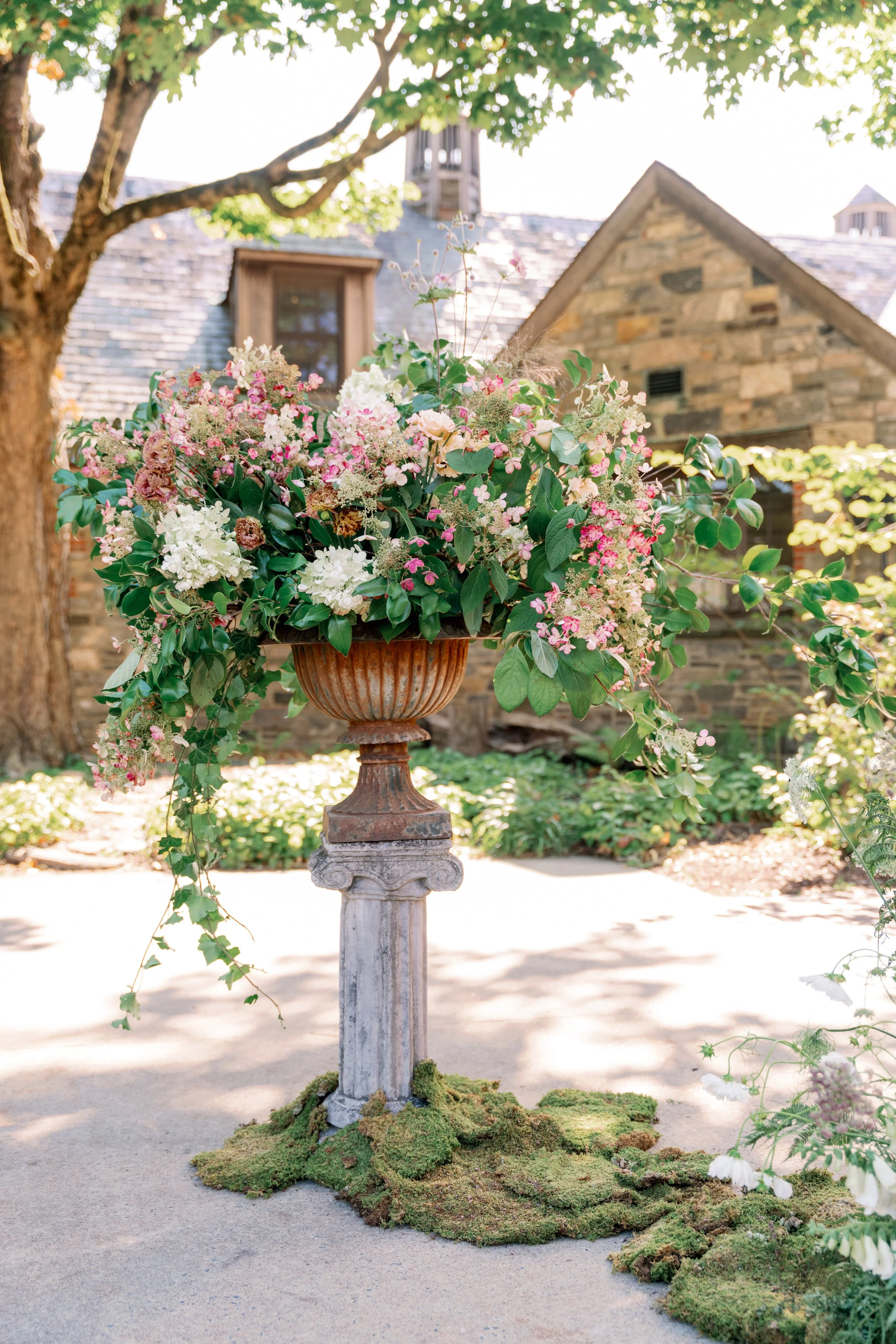 Blue-hill-at-stone-barns-august-wedding-13.jpg