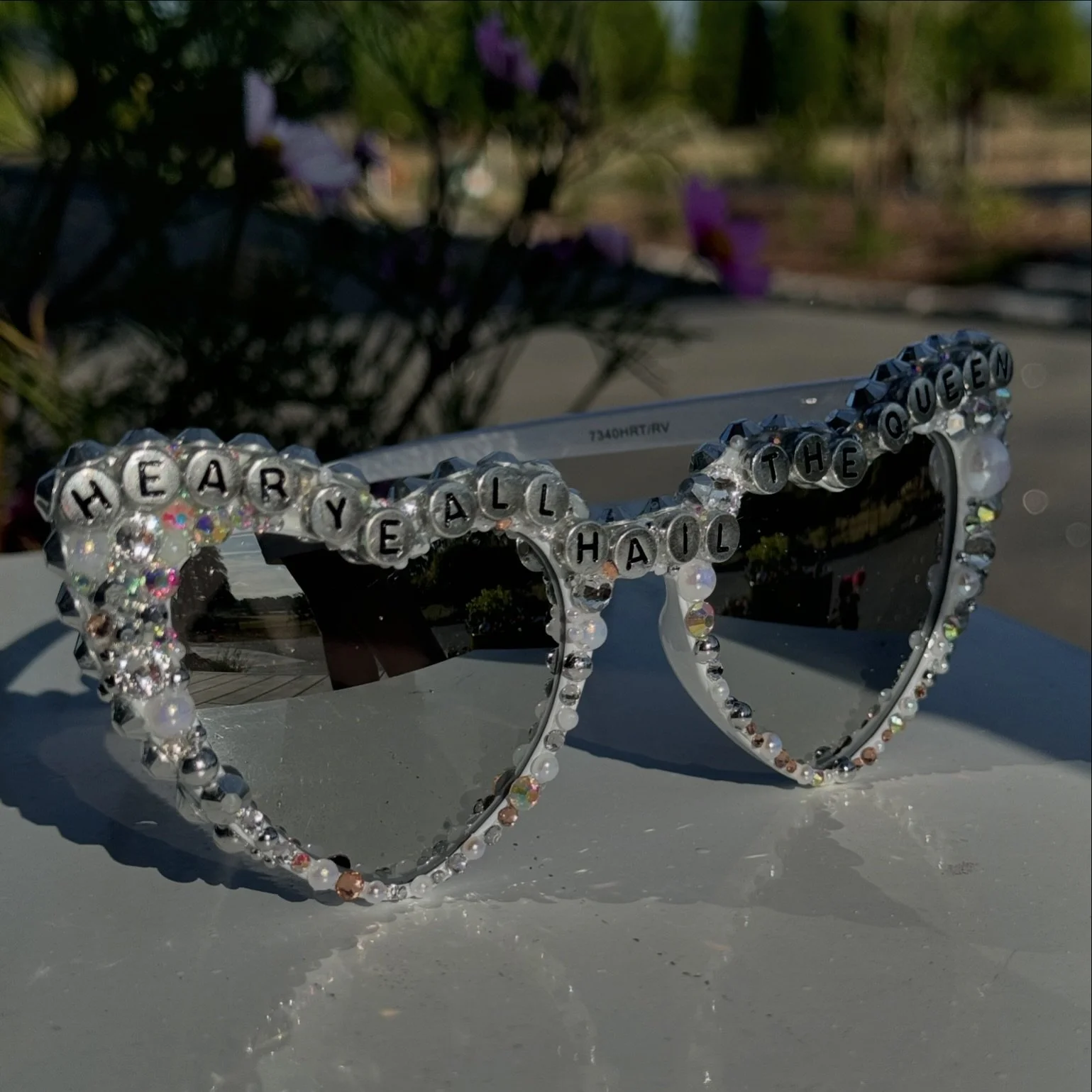 Last Day of School Teacher Present. 🤘🏼

Hear Ye.  ALL HAIL THE QUEEN. 

#custom #customsunnies #artforyourface #blingbling