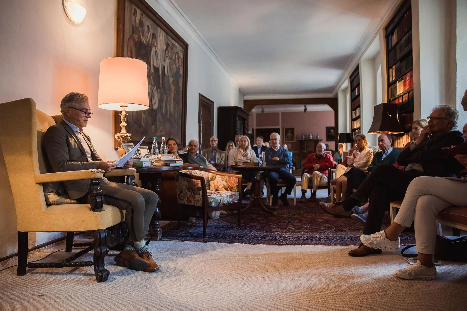 Publikum bei der Lesung „Grand Tour I“ in der Bibliothek von Kloster Hedersleben