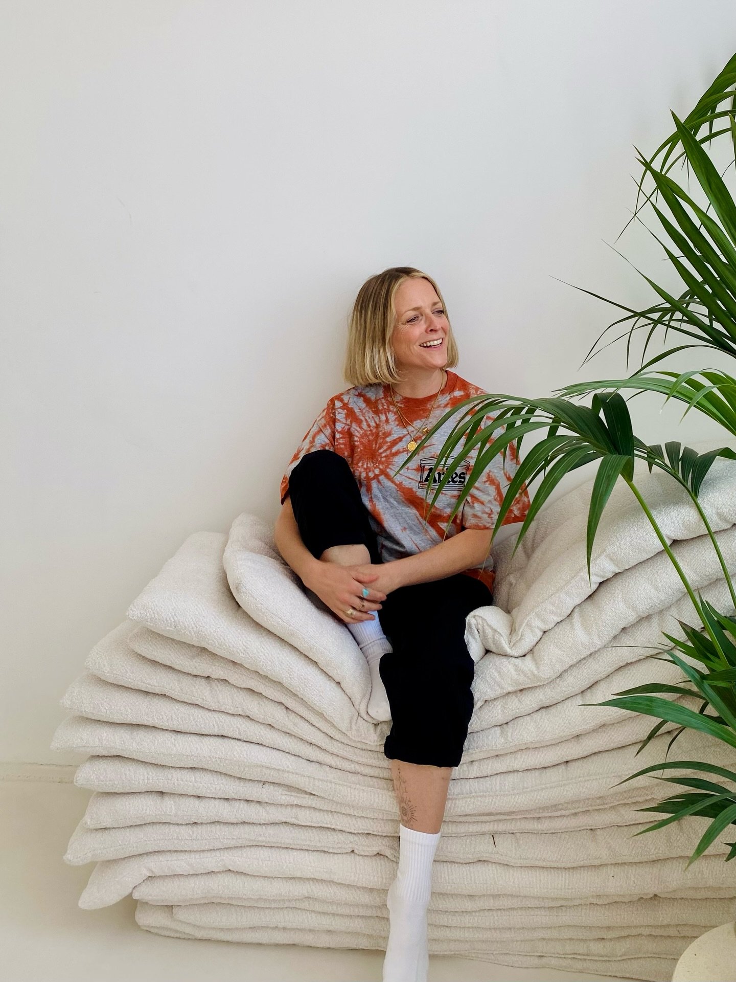 Ready for a BIG lie down. OOO on.

HUGE thank you for breathing with me this year &amp; being part of the community 🙏.

BIG festive hugs 🤗 

📷 @caryscaptures in @nowstudiobristol