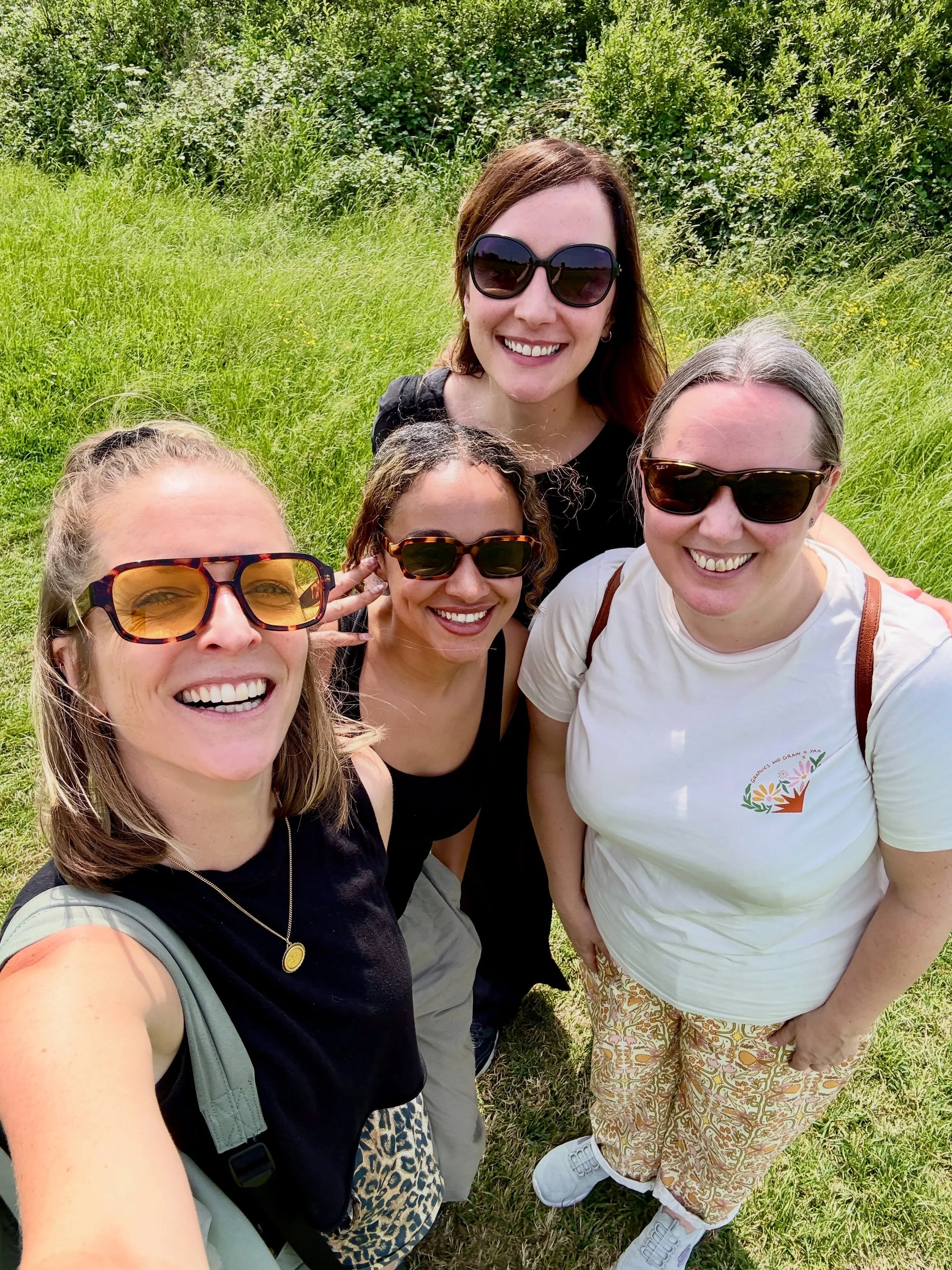 Last Saturday the loveliest little group came together for my Into the Wild gathering, where we breathe &amp; then get out in nature 🌿

I had a feeling it would be a smaller group this time &amp; I love how it always works out to be the perfect peop