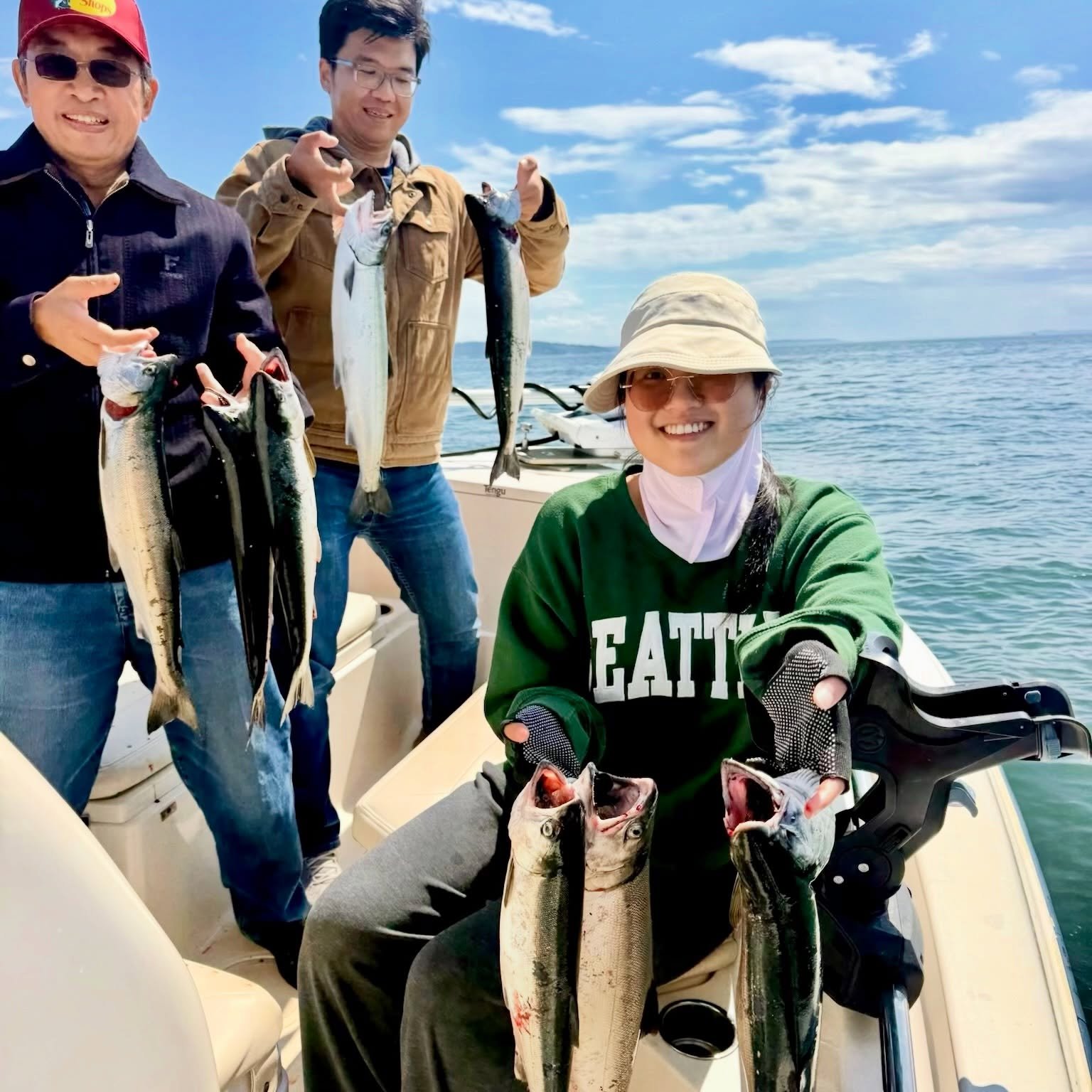 🏆 Our 2025 Salmon Derby winner is back!

His prize: an afternoon fishing trip +1 &mdash; and his wife was right back beside him, just like when he caught the winning salmon.

This time? She was ON FIRE!

We love seeing returning customers, great sal