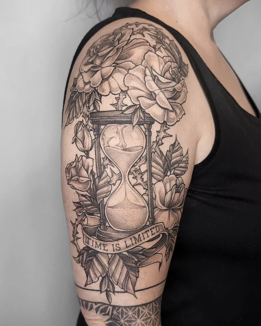 Time is limited 🌹

For requests: 
DM or e.swan.art@outlook.com 

#tattoo #tattooart #tattoartist #berlin #berlintattoo #latviantattooartist #latvianartist #work #rose #roses #hourglasstattoo #hourglass #neotrad #time #timeislimited #inked