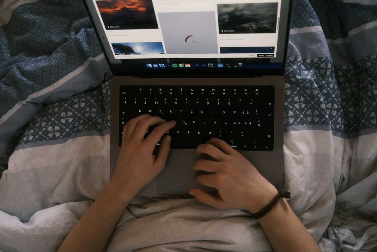 The Dumbest Social Media Habit That Still Lives On Every Feed