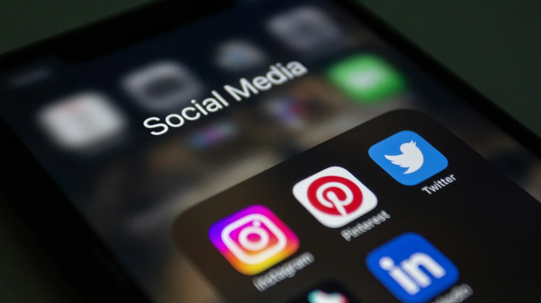 The Dumbest Social Media Habit That Feels Productive But Wrecks Your Reach