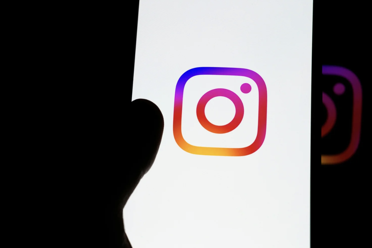 The Caption Length Mistake That's Quietly Destroying Your Reach on Every Platform