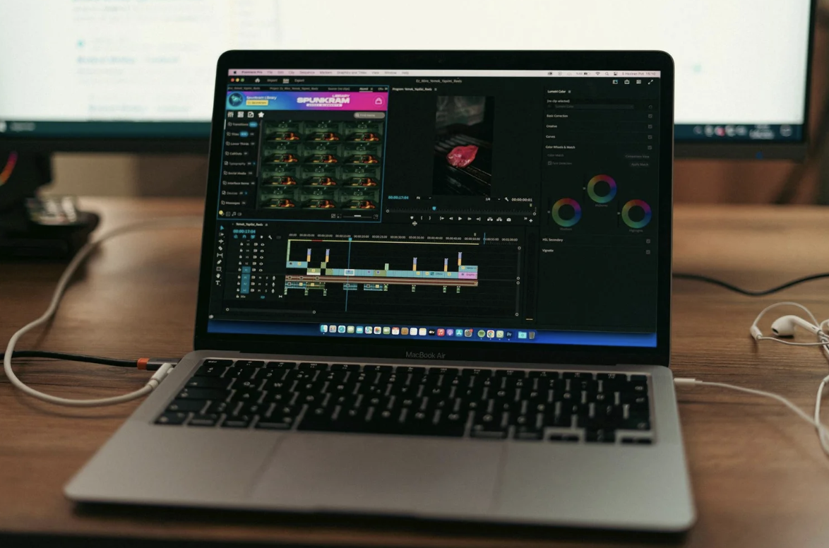 Your Content Has a 48-Hour Window to Perform. Here's Why Most Creators Miss It Entirely