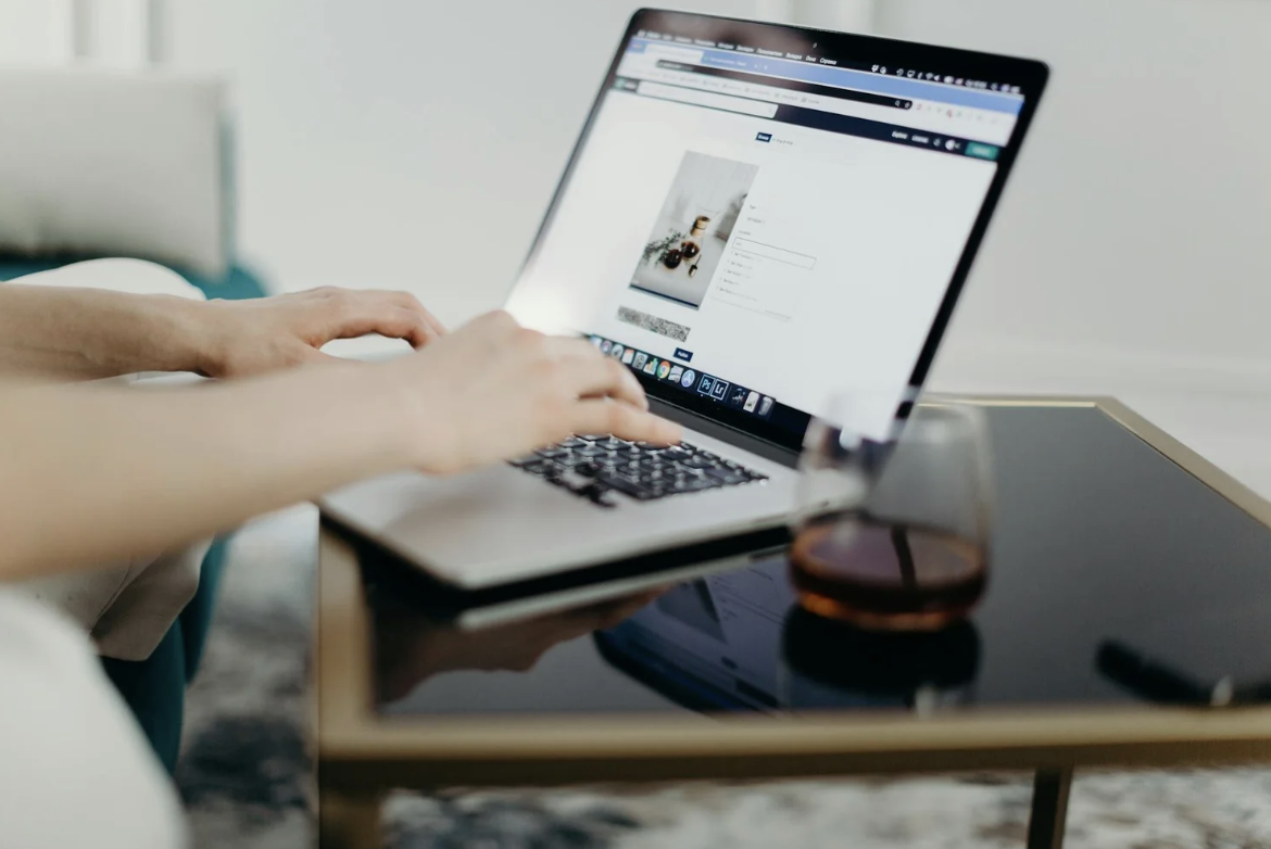 The 3-Hour Weekly Trap: How Much Time Creators Actually Waste Posting Manually Across Platforms
