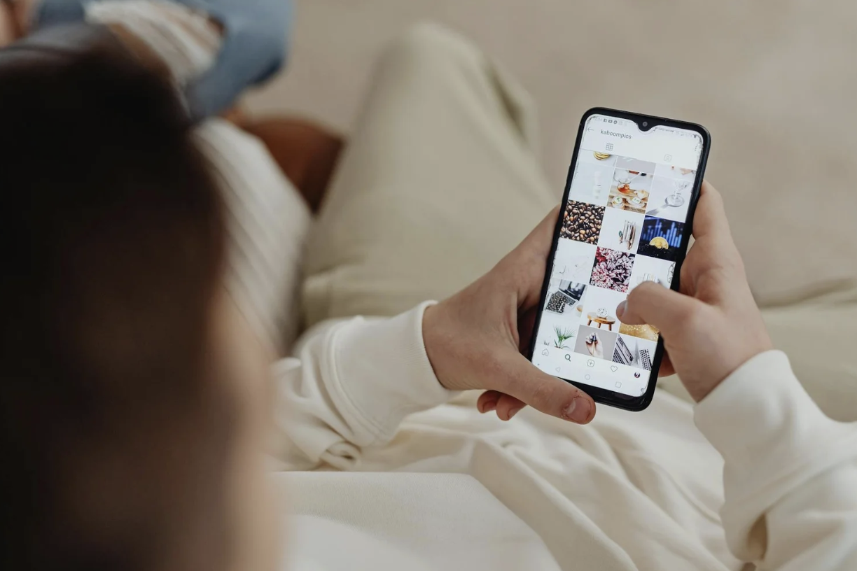 People Need to See You Eight Times Before They Buy and One Platform Hides Seven of Them