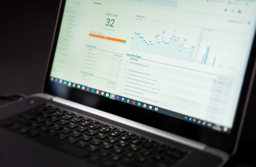 The Software You Use Daily Is A Tutorial Nobody Sees