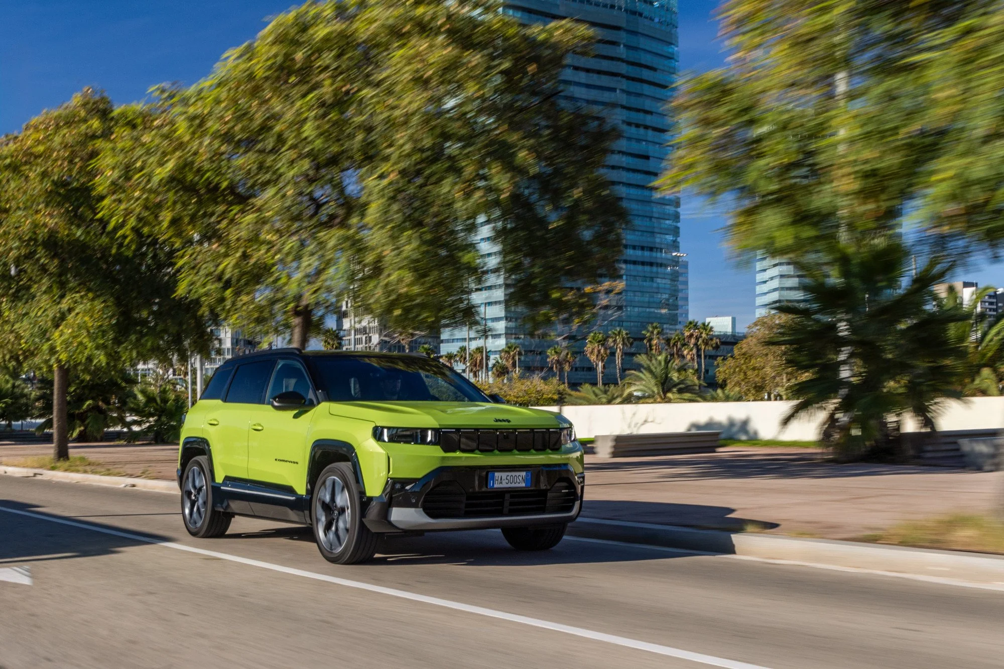 Jeep-compass-125.jpg