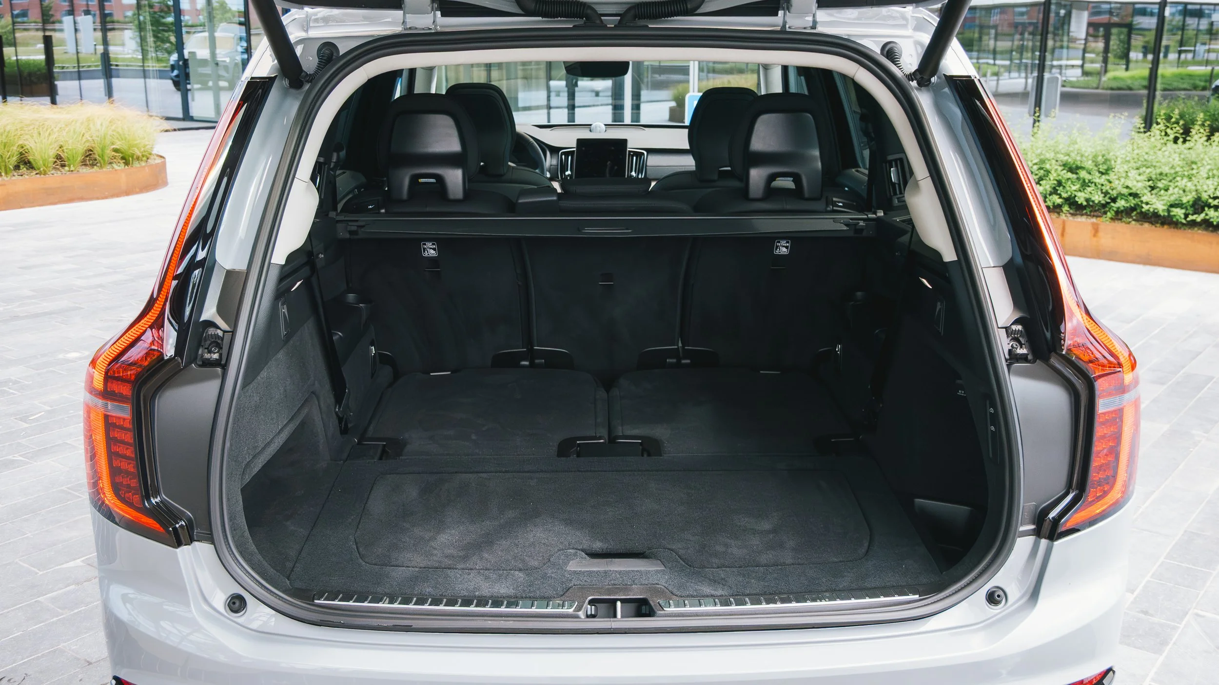 VOLVO_XC90-18.jpg