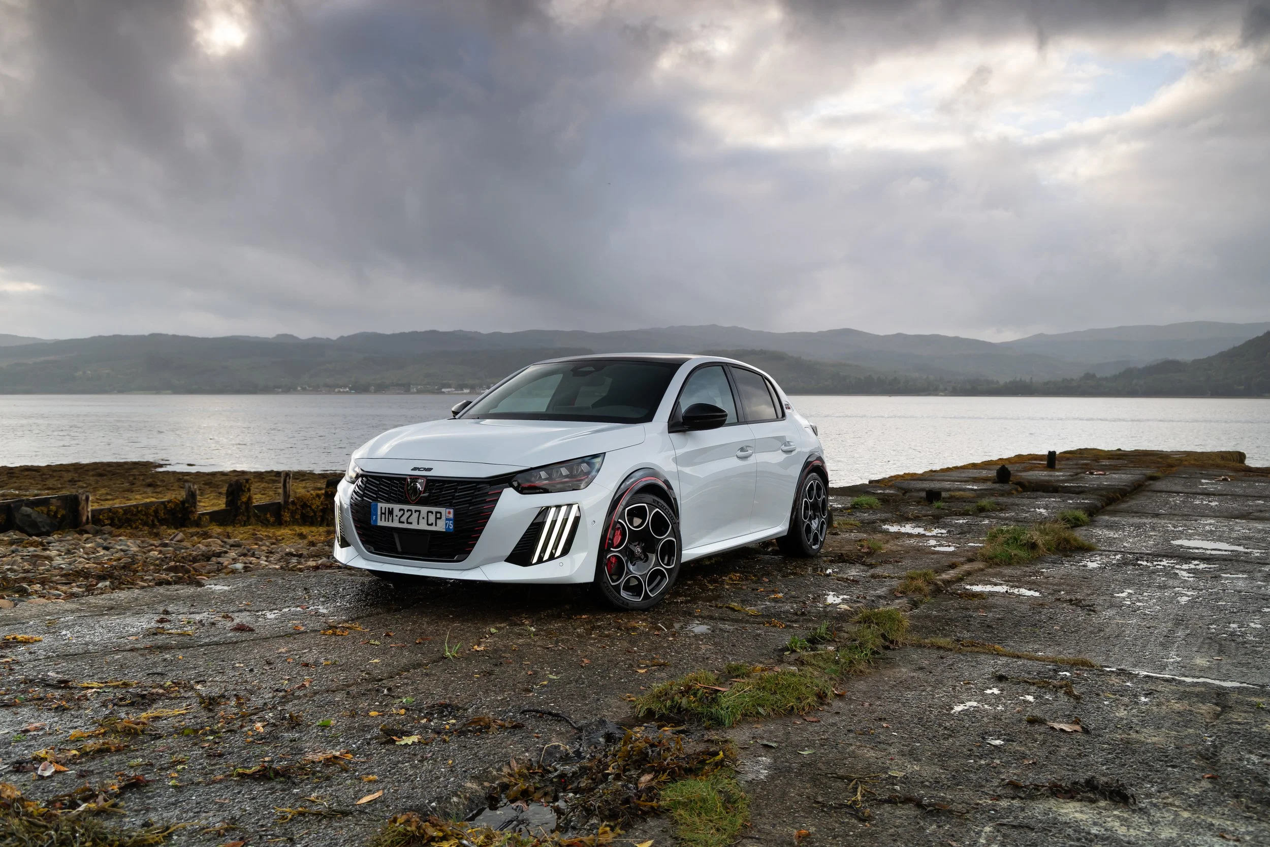 PEUGEOT_E208GTITESTDRIVE_0005.jpg