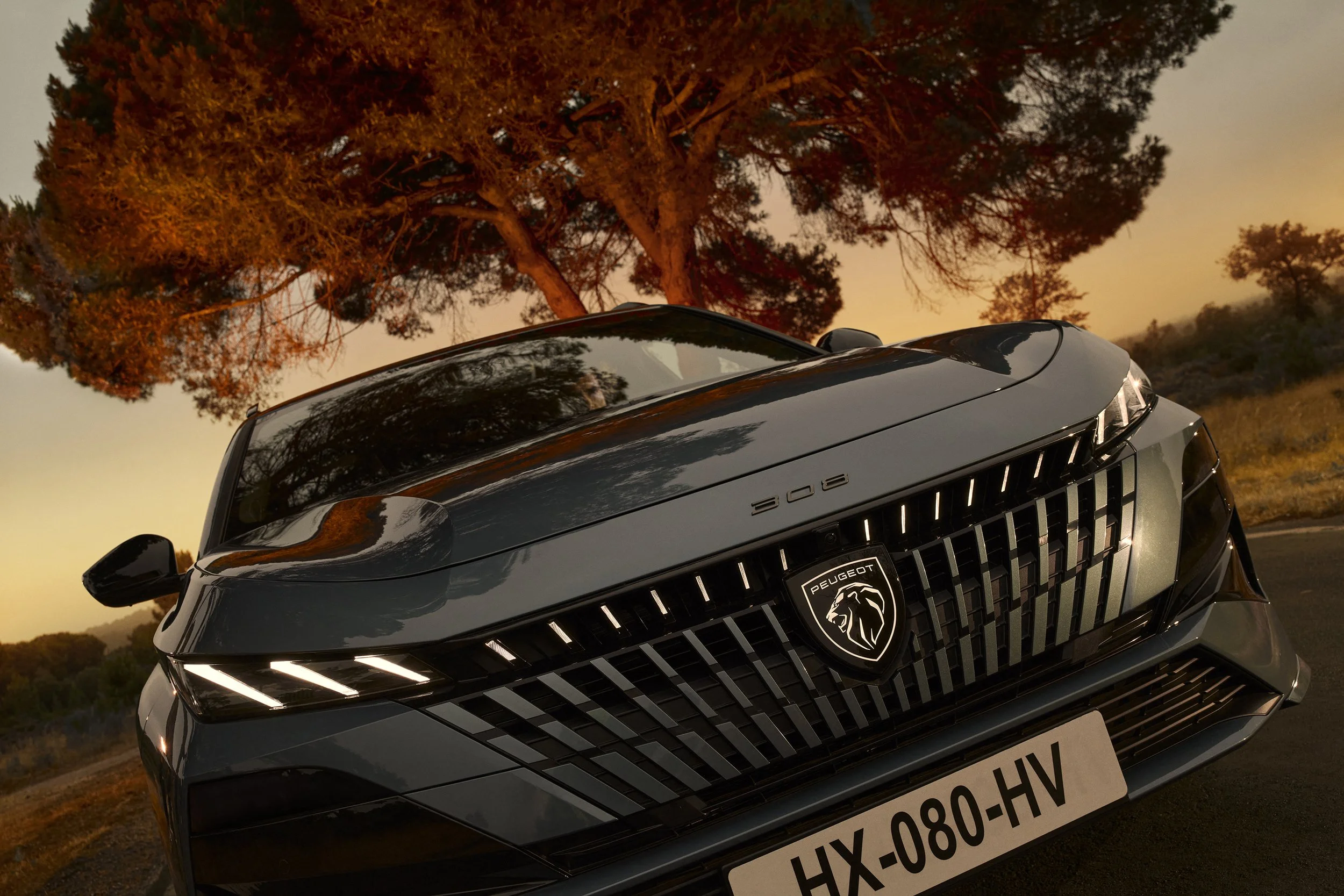 PEUGEOT_E308SW_2508CV_327_FR.jpg