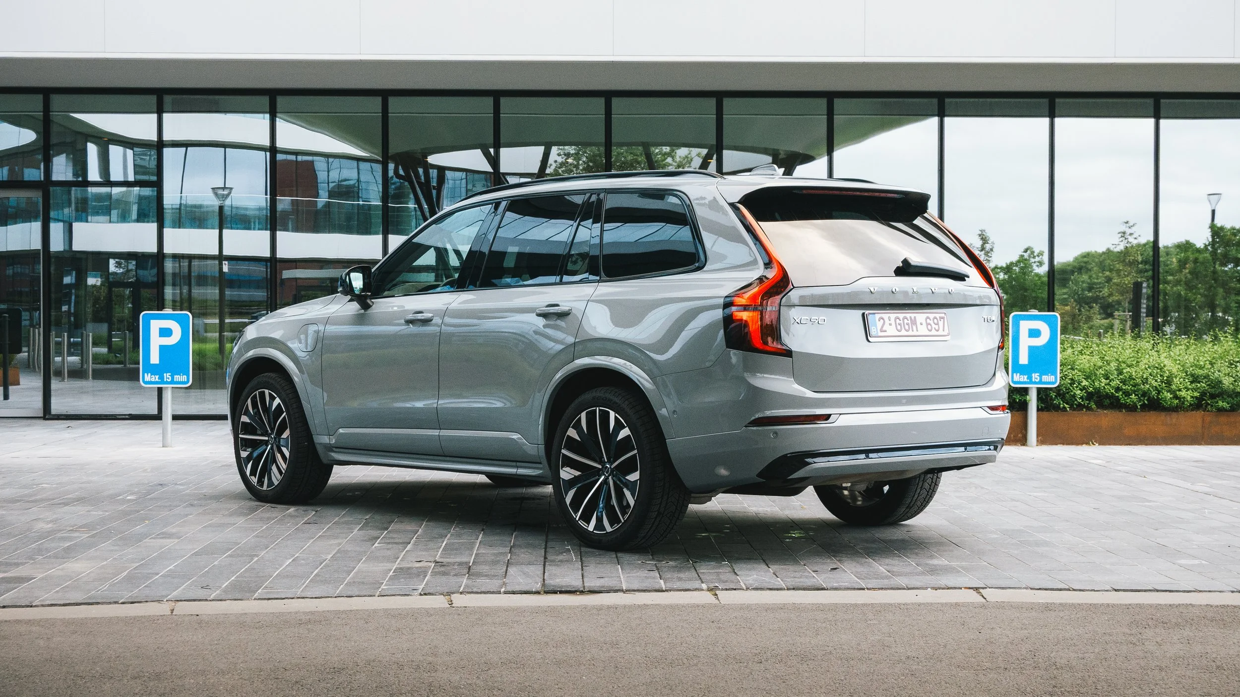VOLVO_XC90-05.jpg