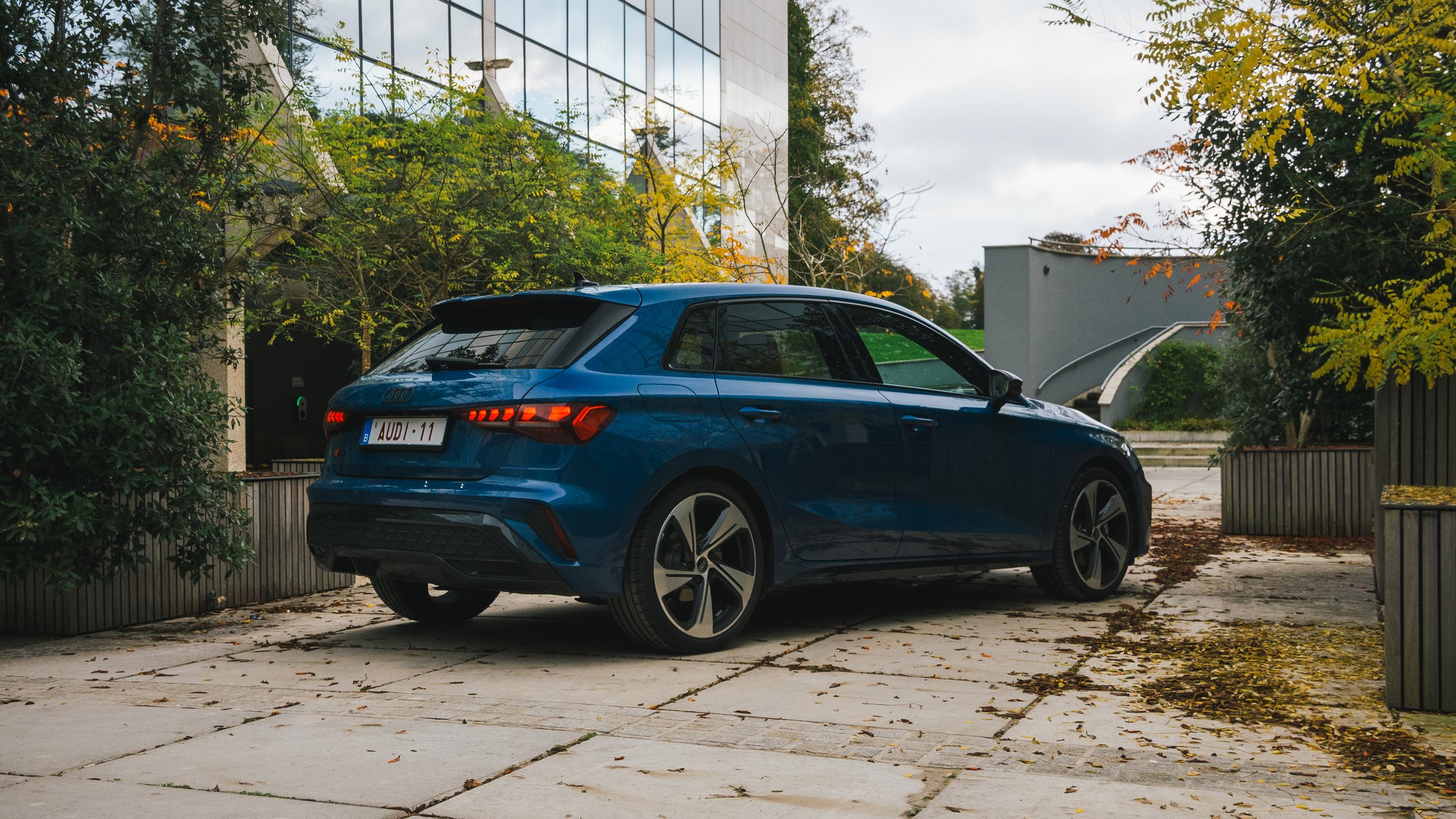 AUDI-07.jpg