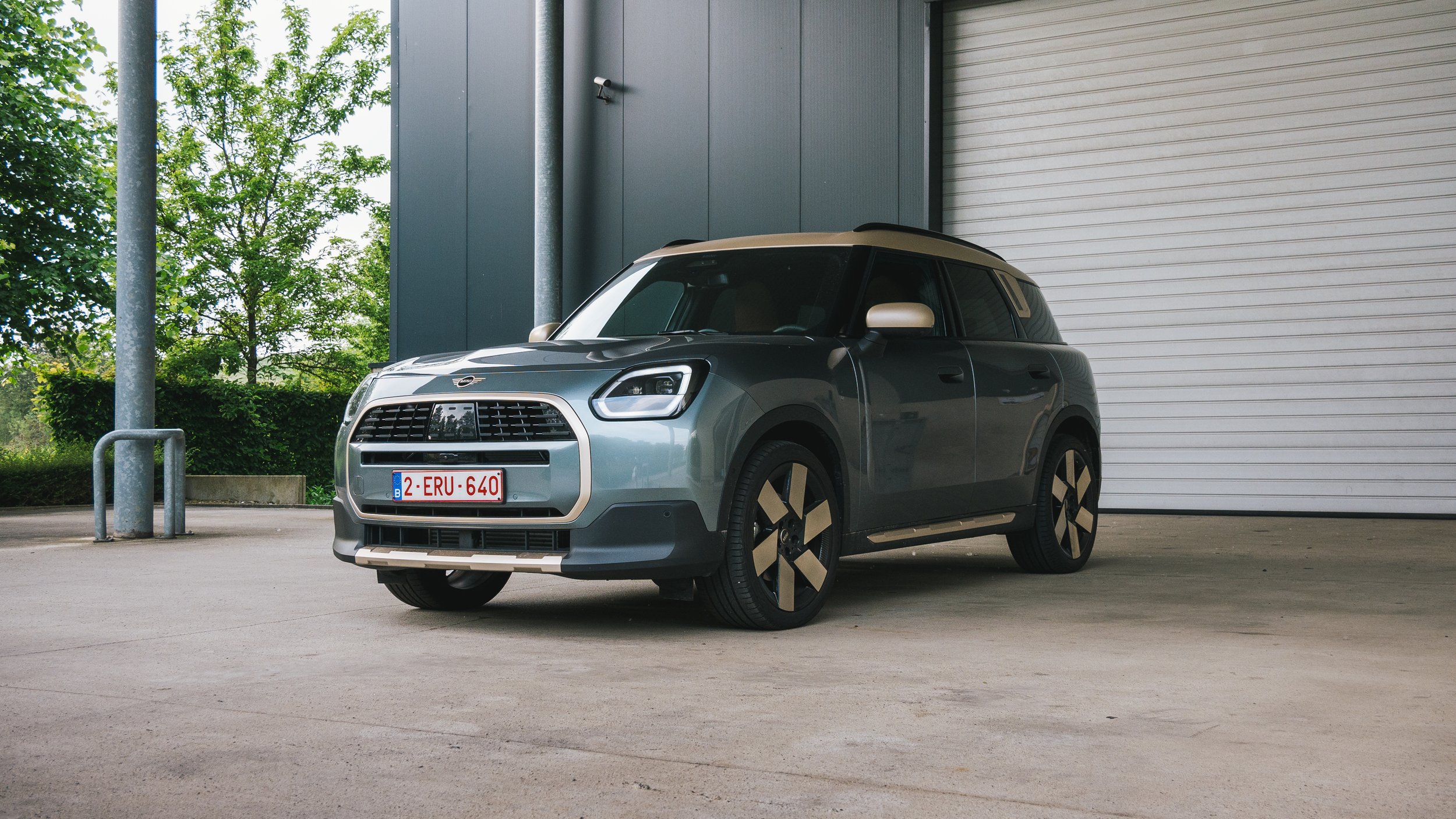 MINI-HOR-02.jpg