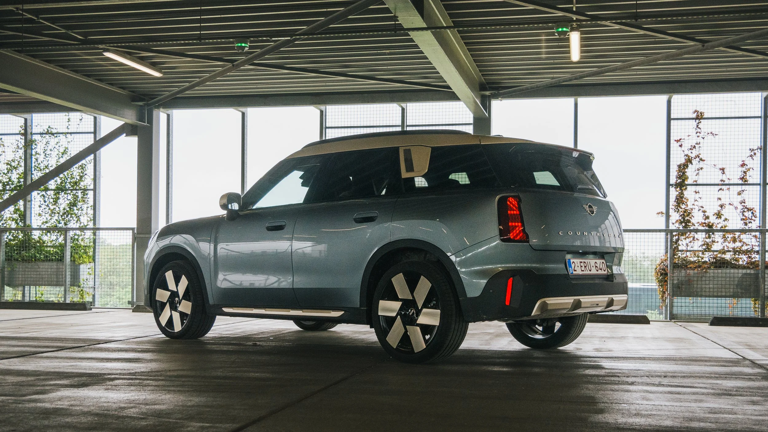 MINI-HOR-08.jpg
