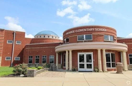 monroe elem.jpg