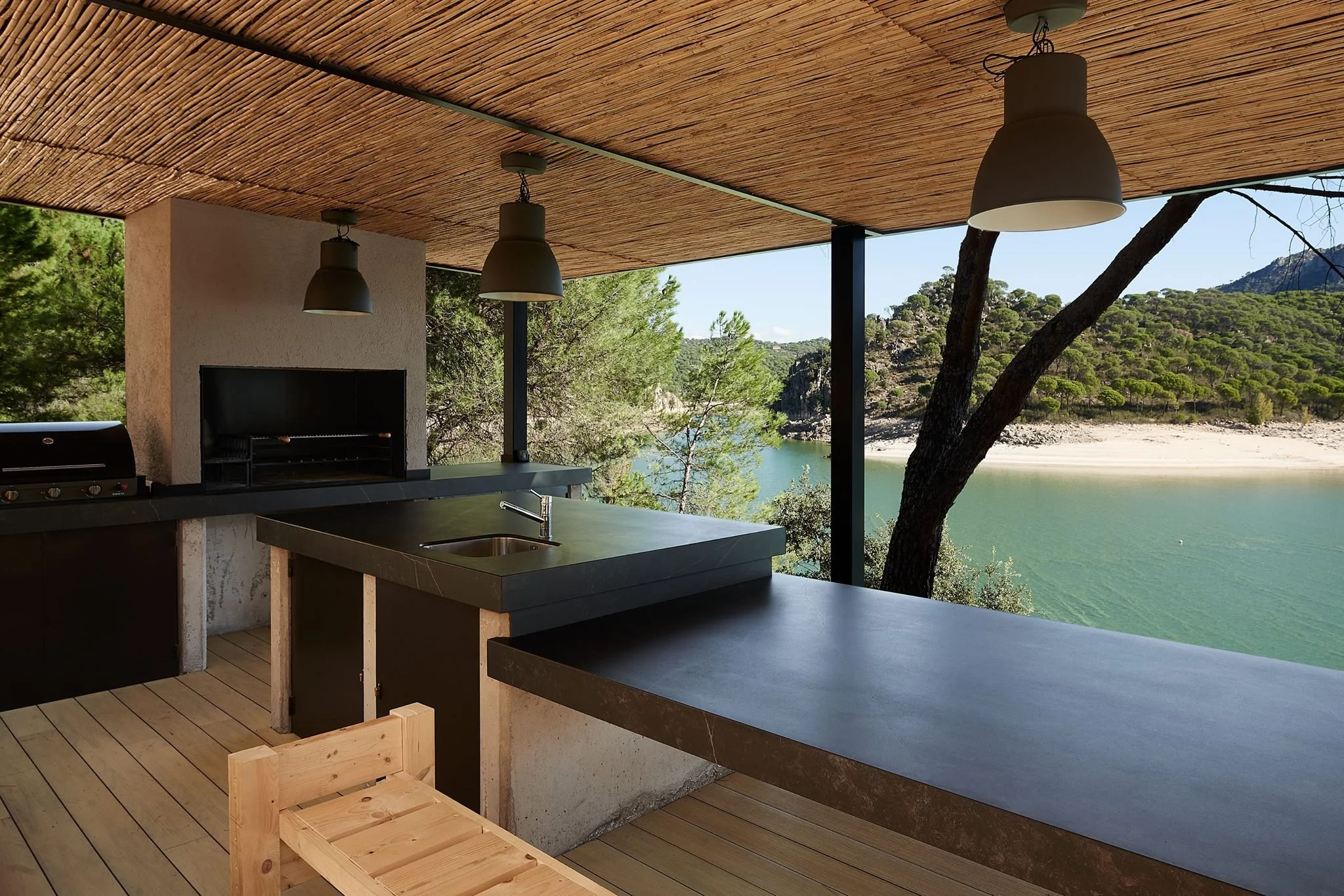 best material for outdoor kitchen countertop heat proof sarasota.