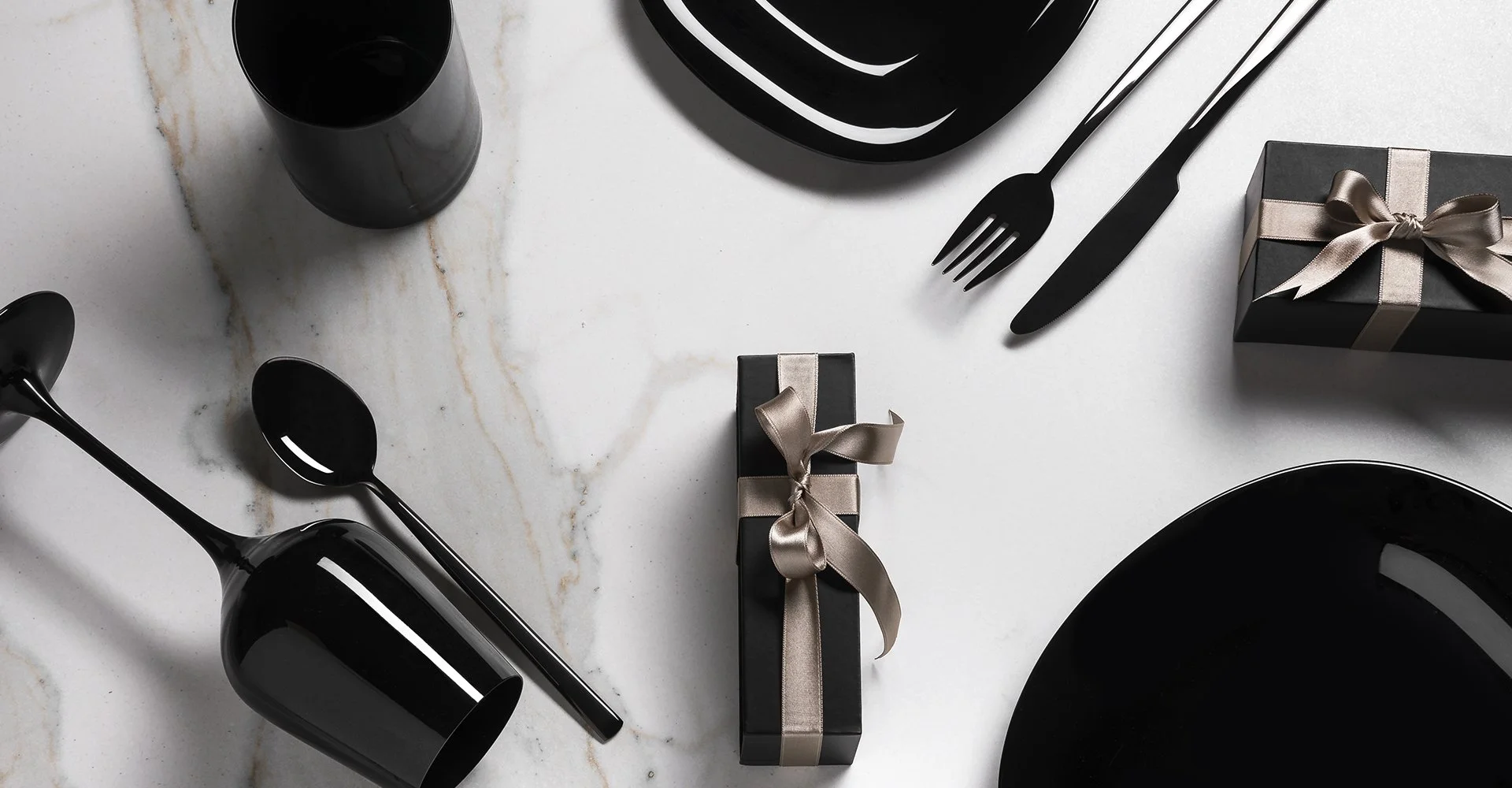 table setting porcelain countertop table top.