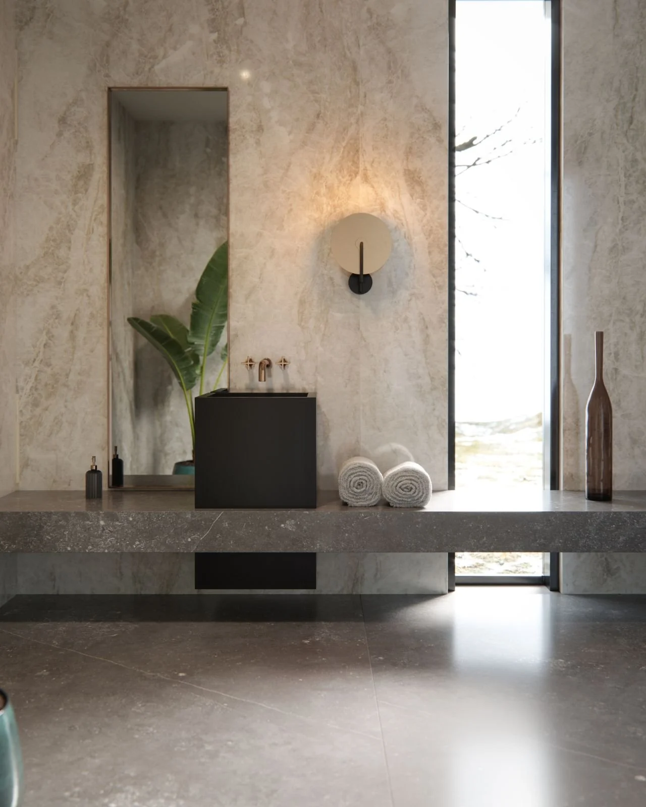 Seamless, large-format dekton shower walls mimicking high-end natural quartzite Taj Mahal.