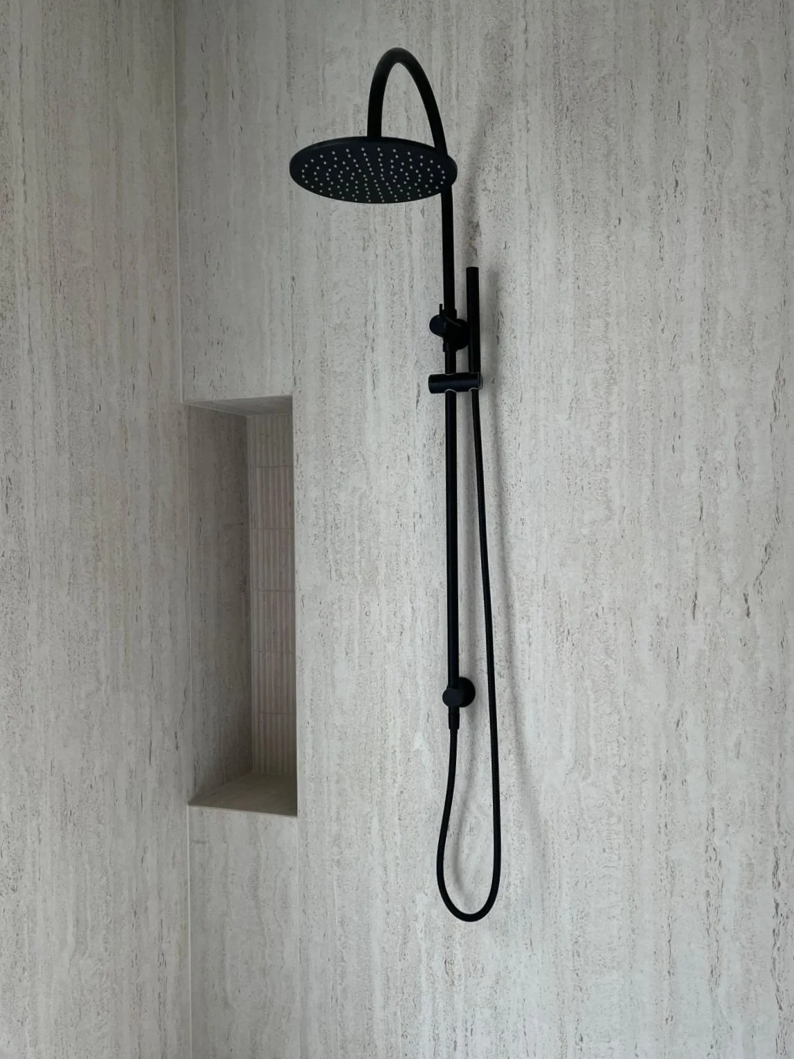 shower  wall countertop bathroom dekton marmorio 3.jpg
